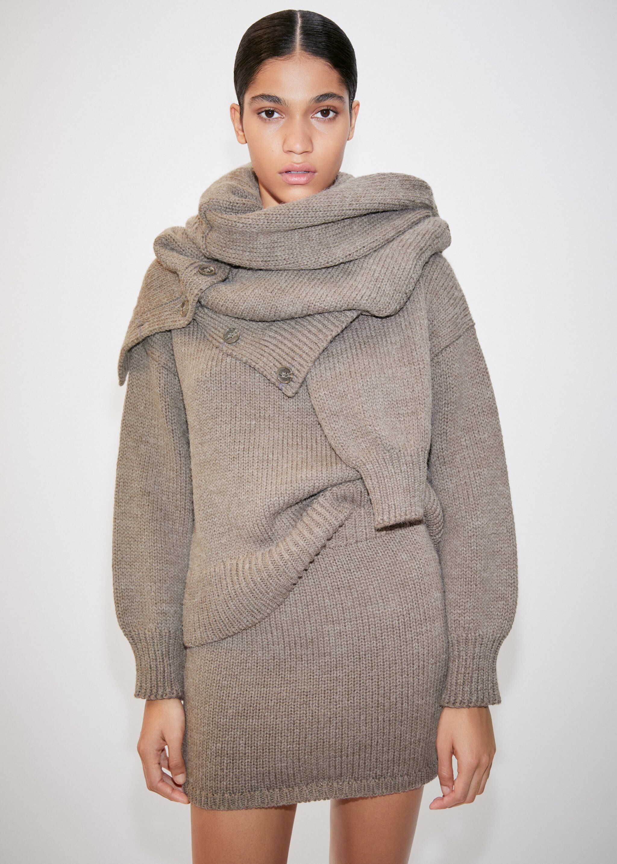 Short wool skirt - Medium plane, Brown. Ref: 57027735-00.