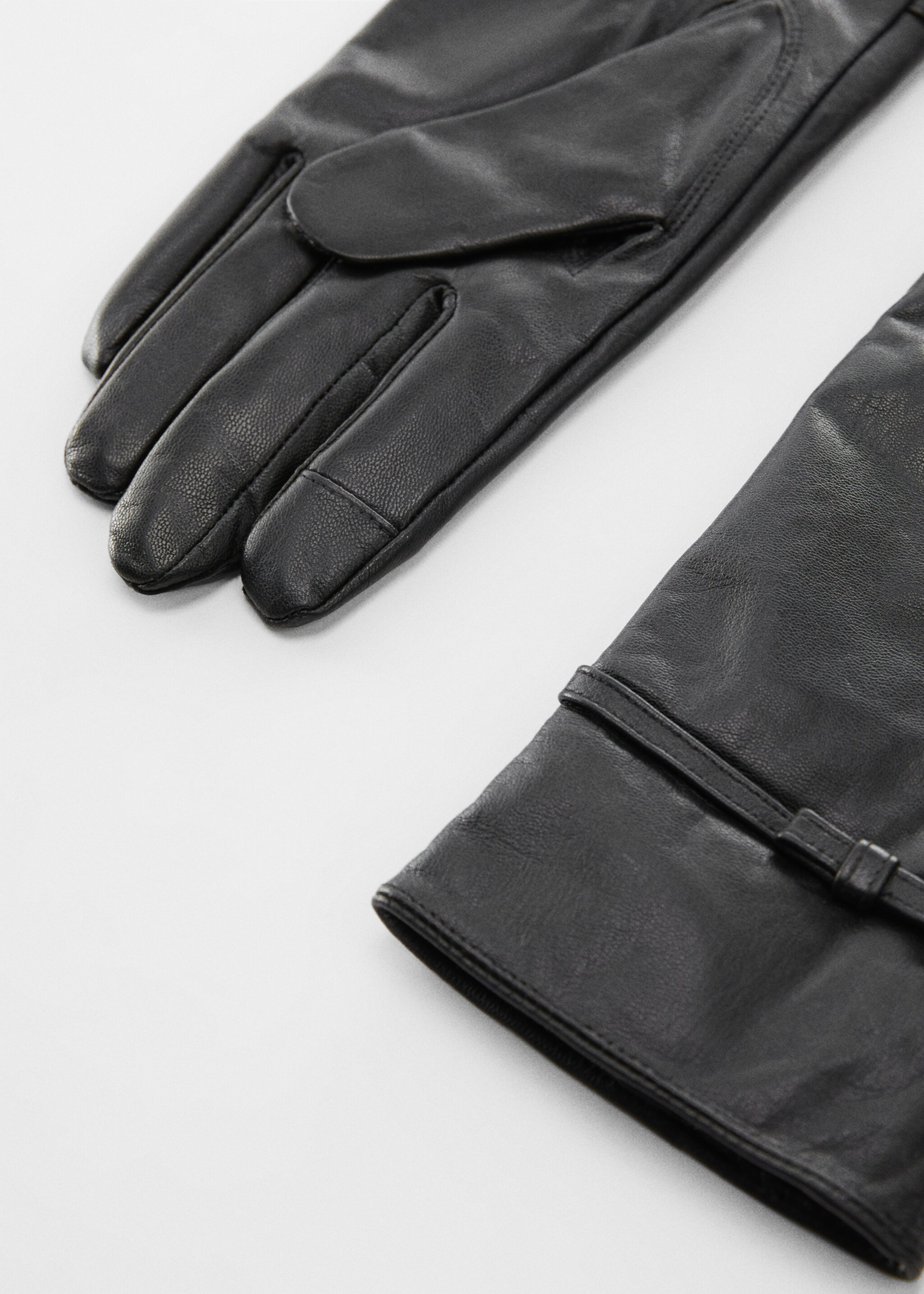 Bow leather gloves - Details of the article 1, Black. Ref: 57027746-00.
