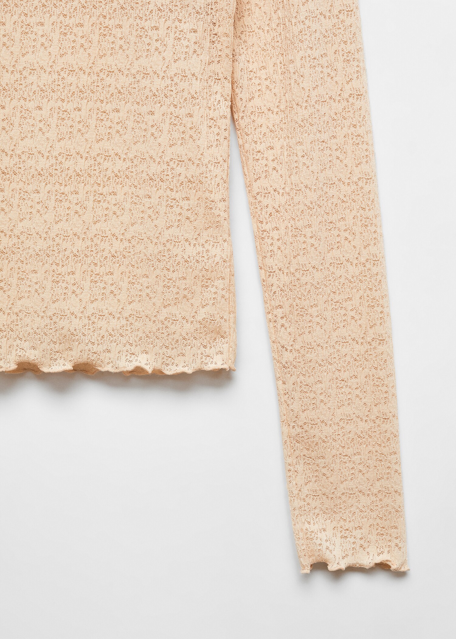 Round-neck textured t-shirt - Details of the article 8