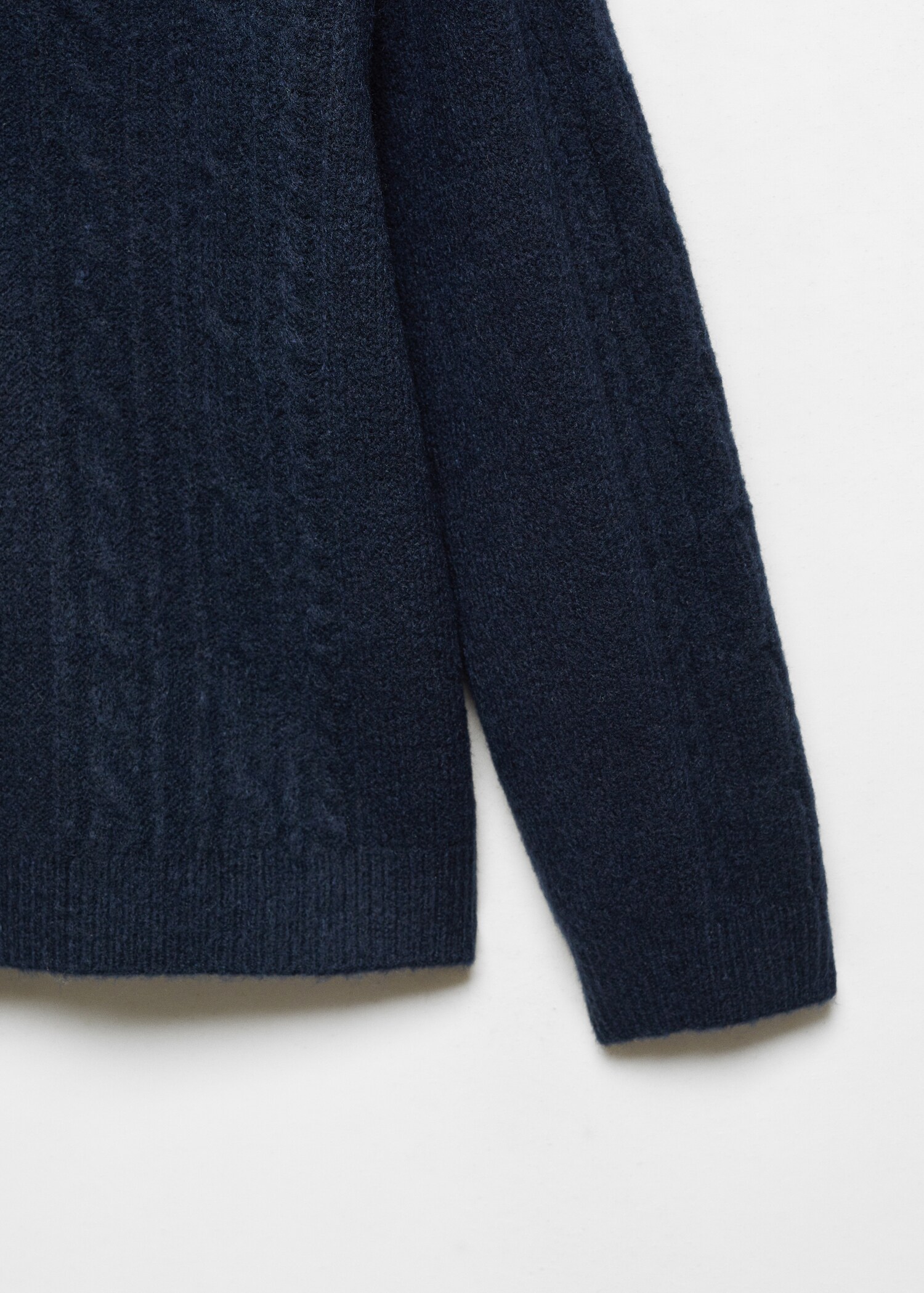 Braided knitted sweater - Details of the article 8