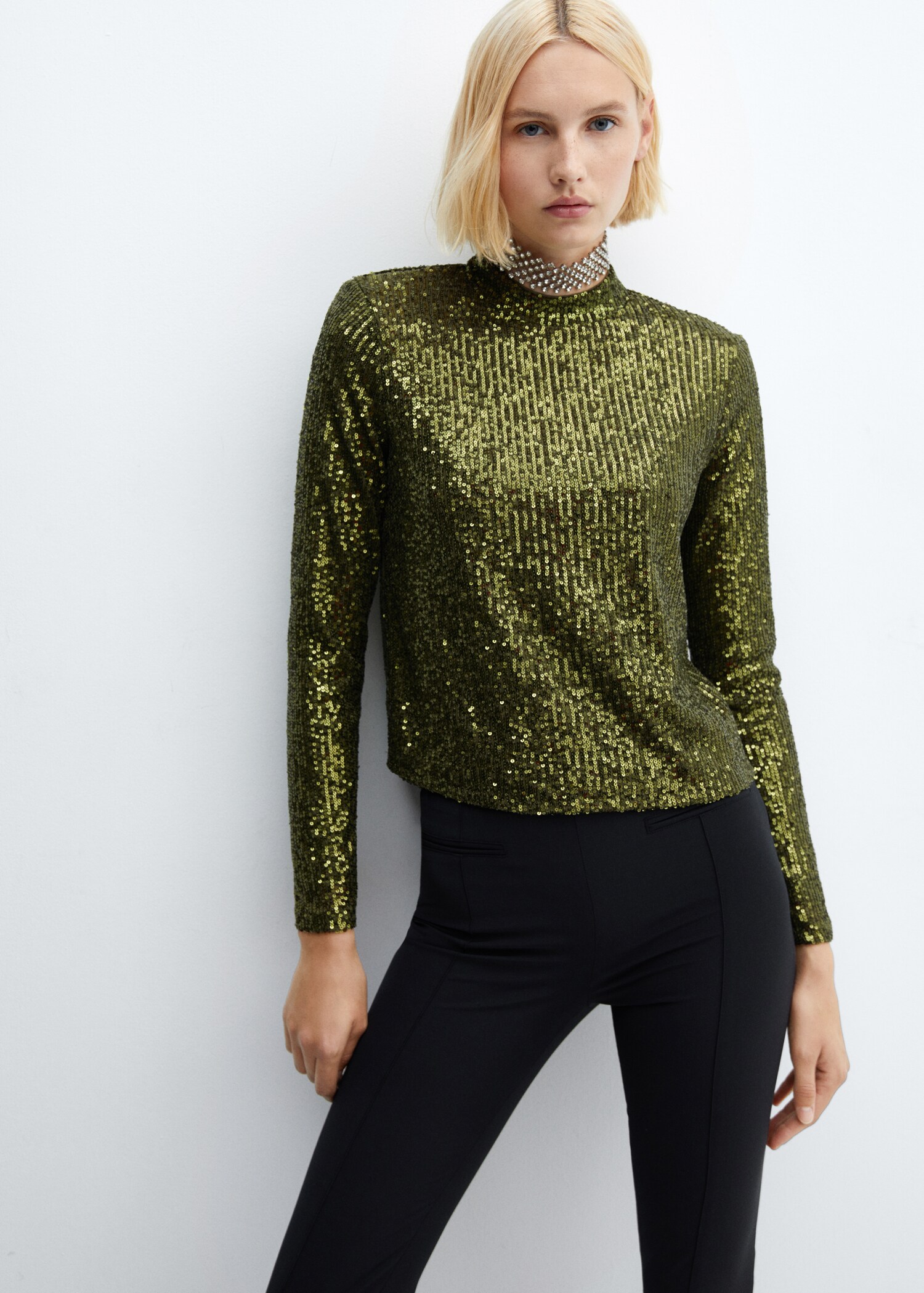 Sequined turtleneck t-shirt - Details of the article 2