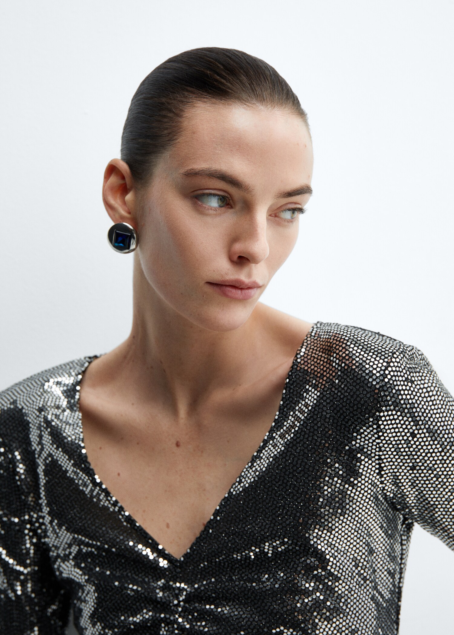 Pailletten-Kleid mit Raff-Details - Detail des Artikels 1