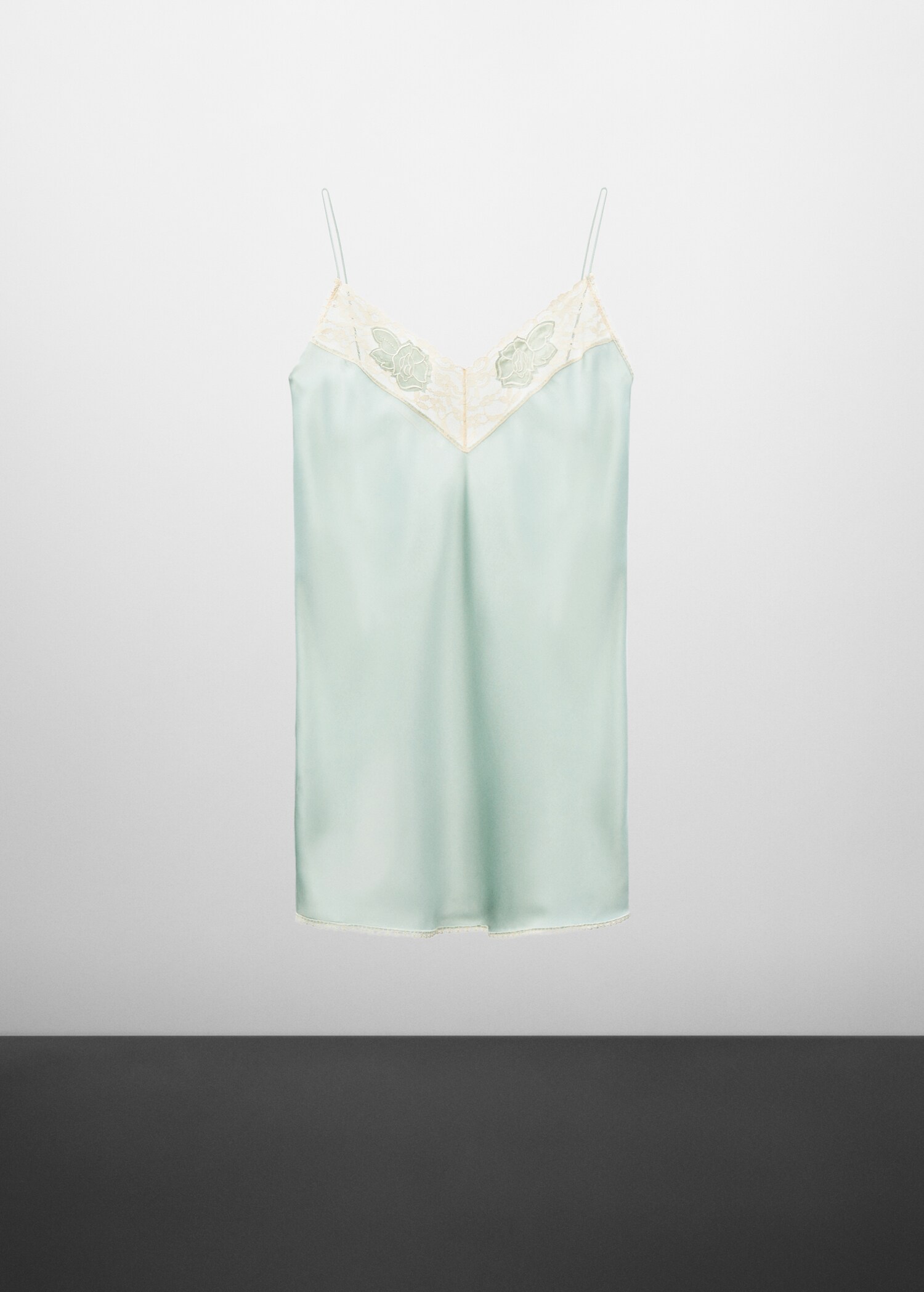 Lace camisole dress - Article without model