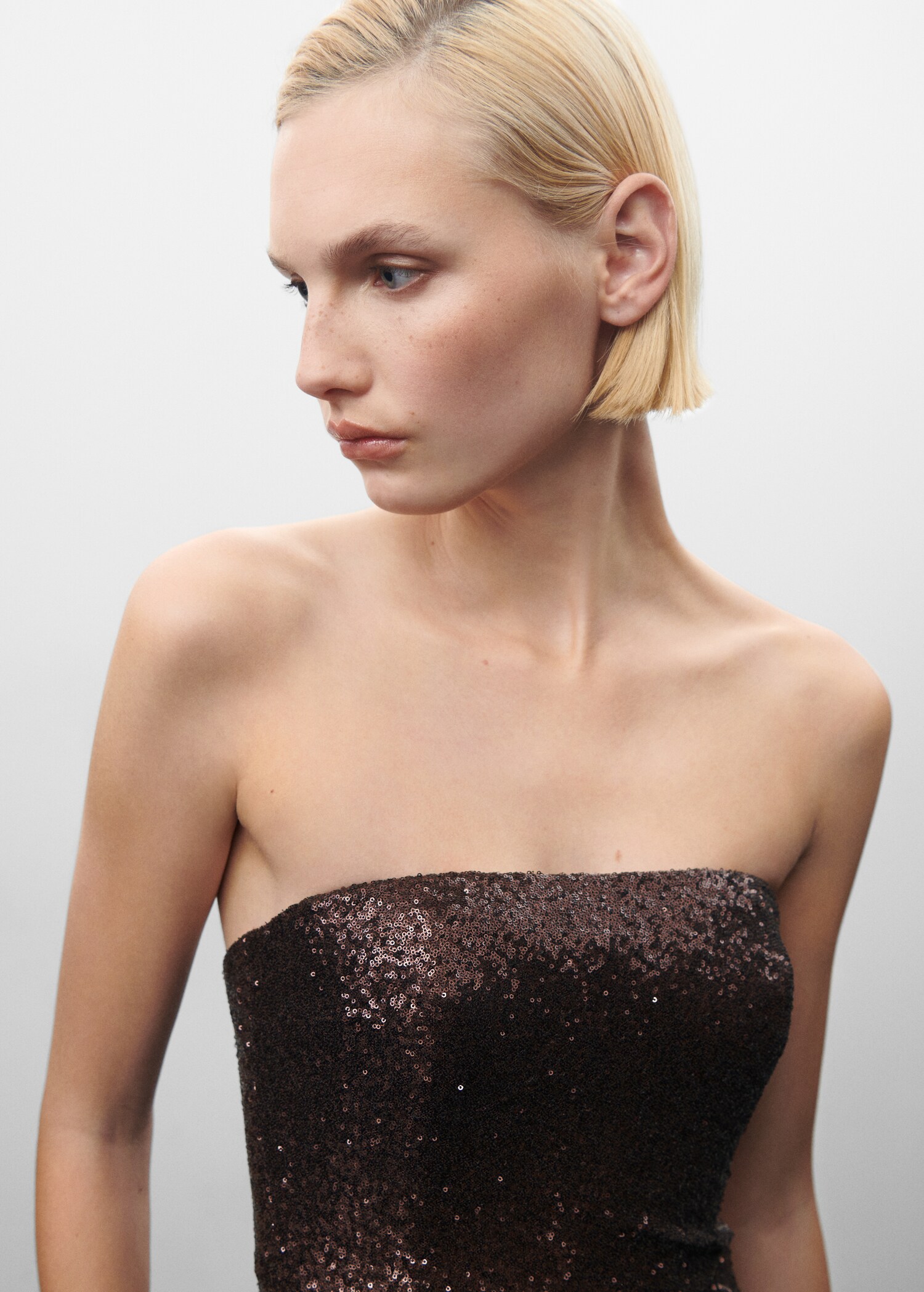 Strapless sequined dress - Details of the article 1