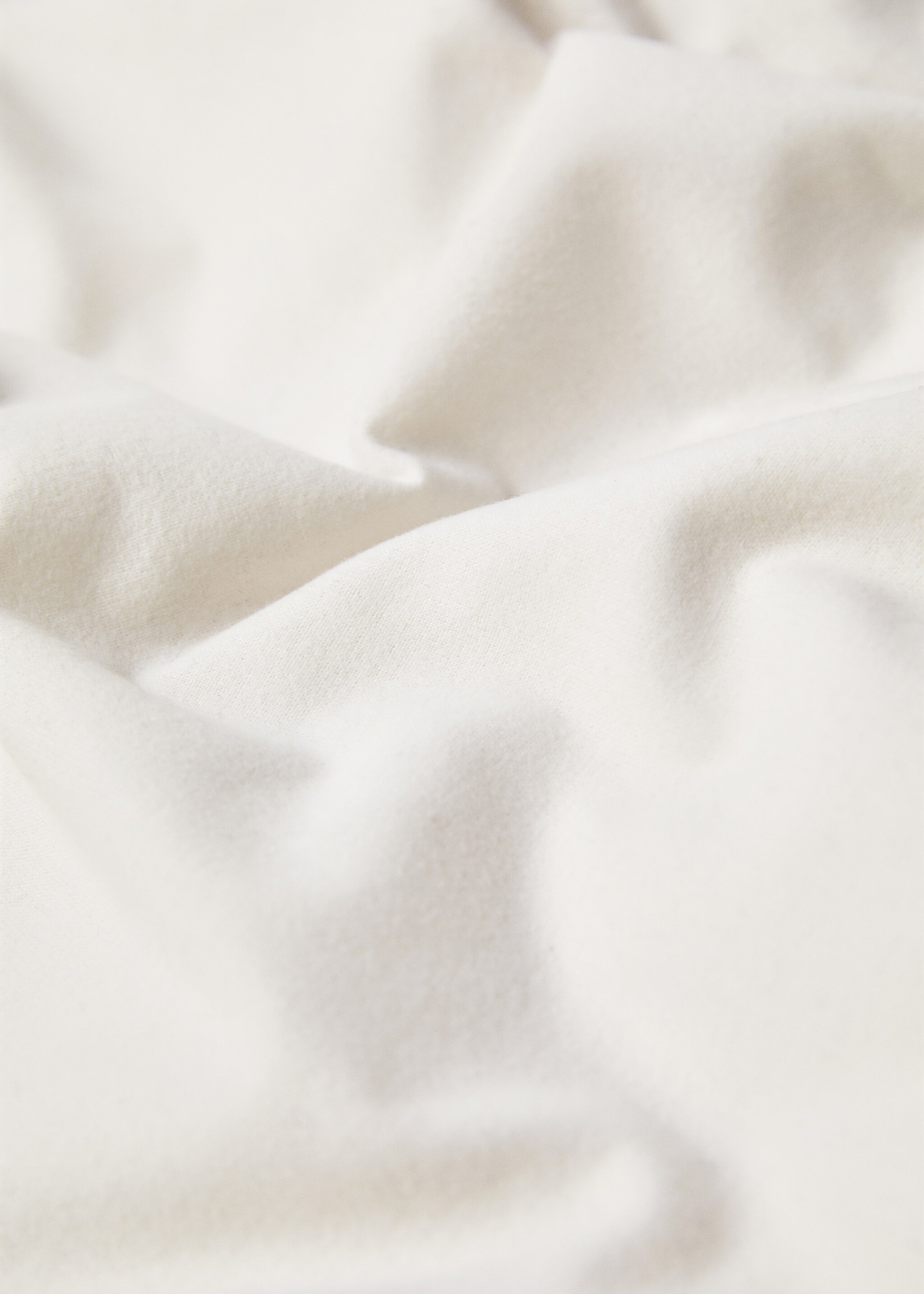 Plain flannel duvet cover Superking bed - Details of the article 3, Beige. Ref: 57029221-00.