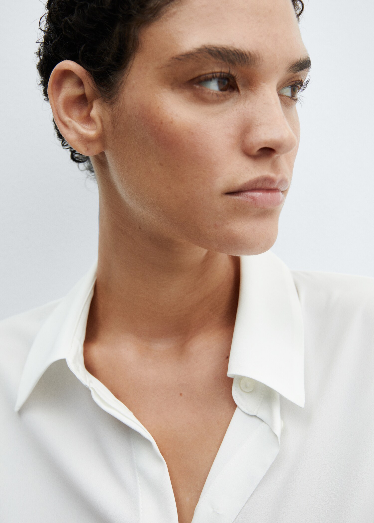 Regular flowy shirt - Details of the article 1