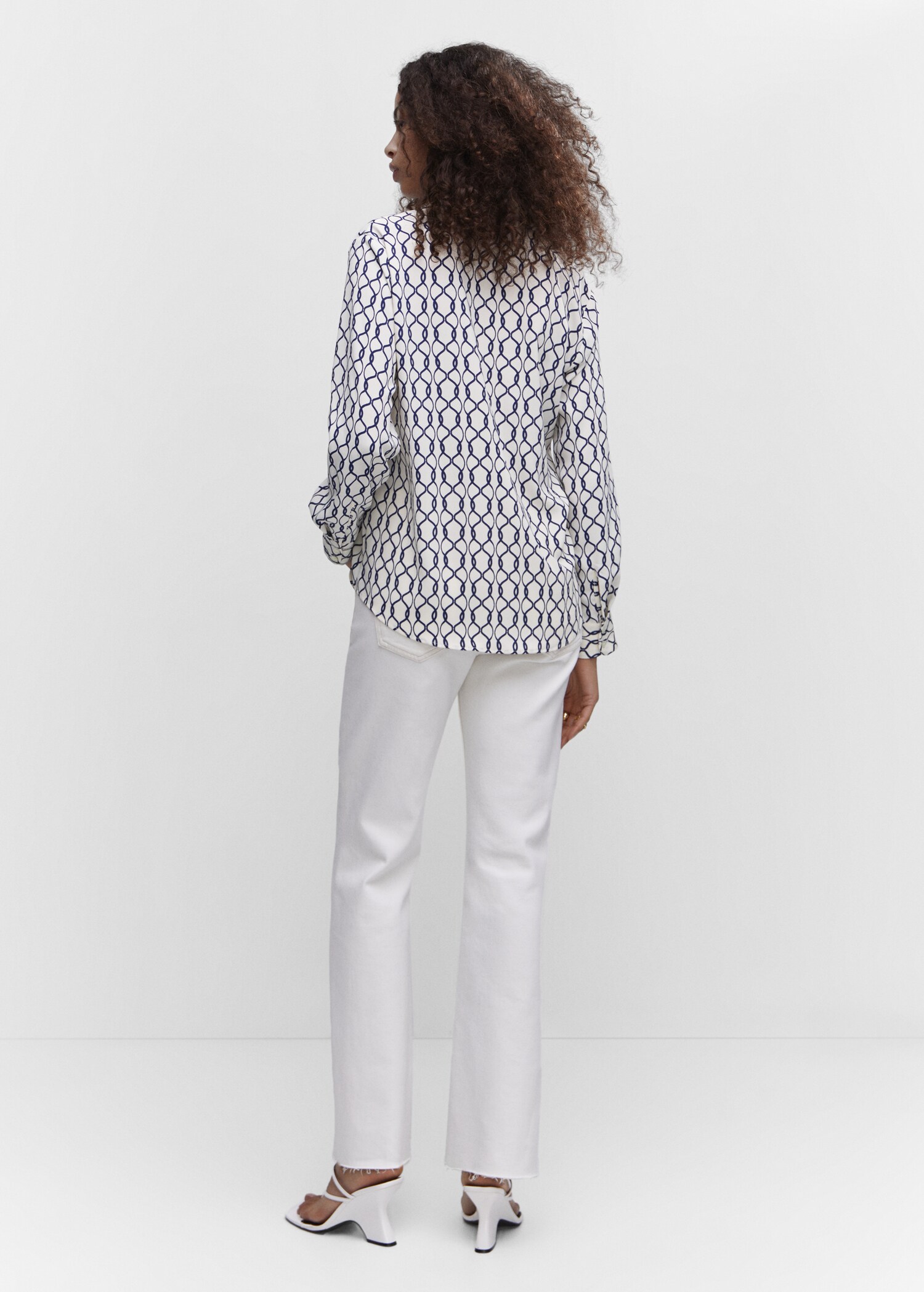 Regular flowy shirt - Reverse of the article