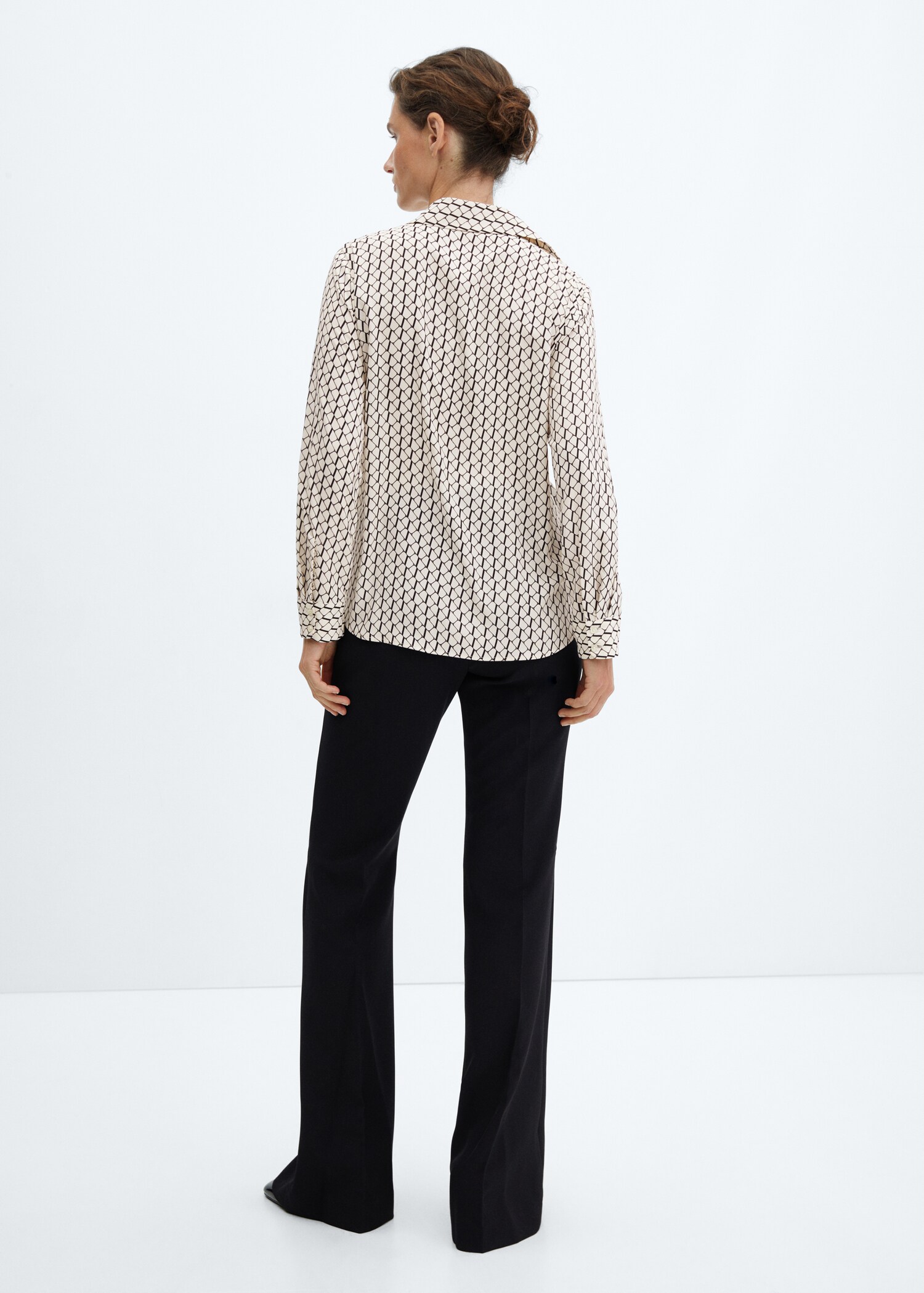 Regular flowy shirt - Reverse of the article