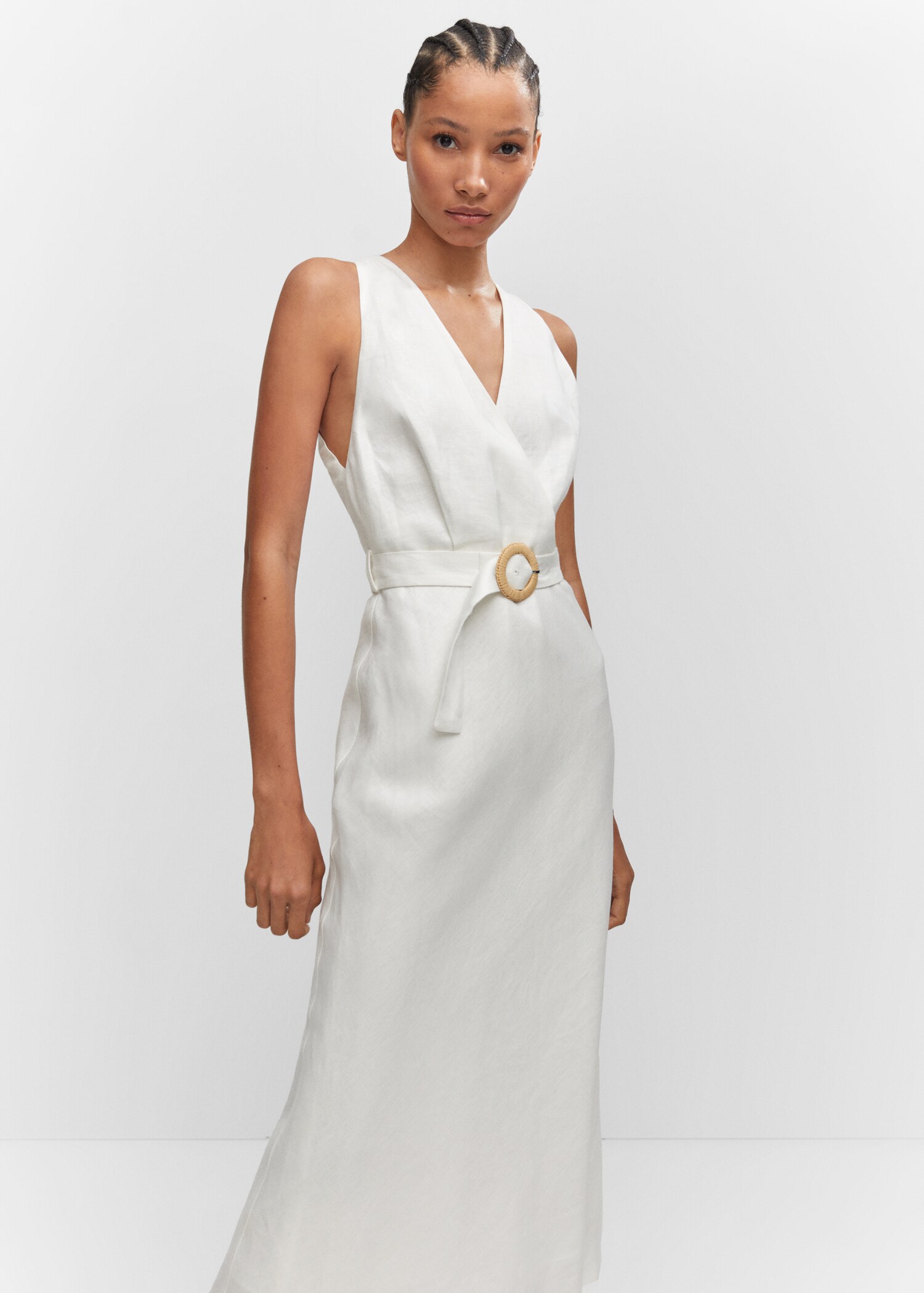 Robe lin ceinture - Plan moyen