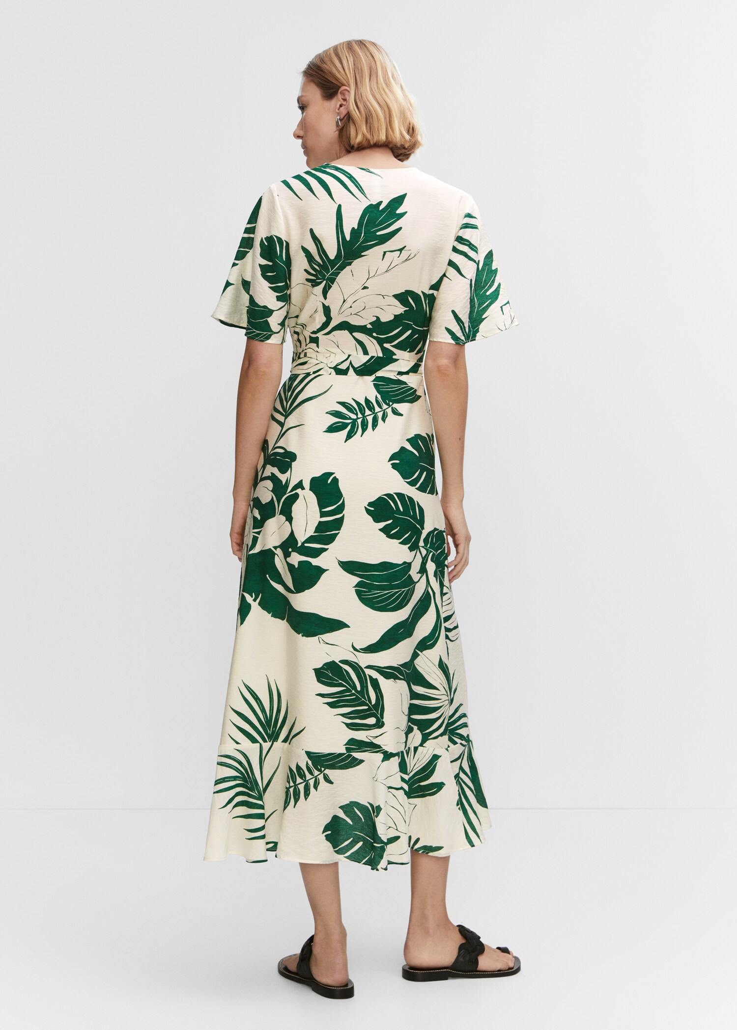 Printed wrap dress with ruffle - Reverse of the article