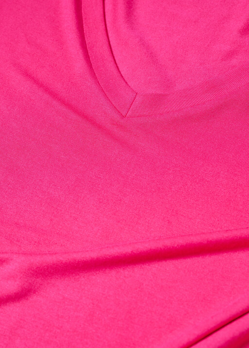V-neck T-shirt - Women | MANGO OUTLET USA
