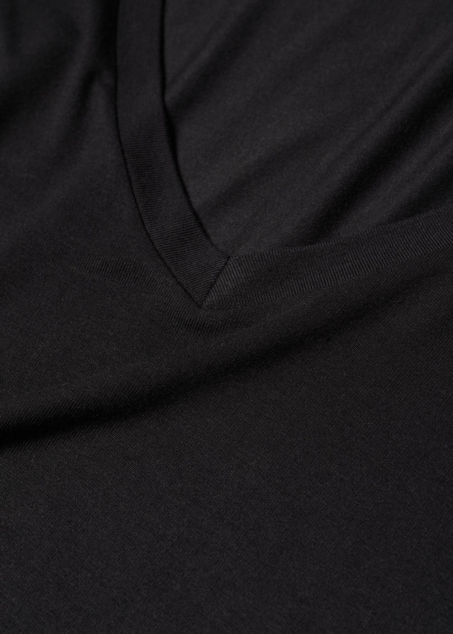 Camiseta cuello pico - Detalle del artículo 8
