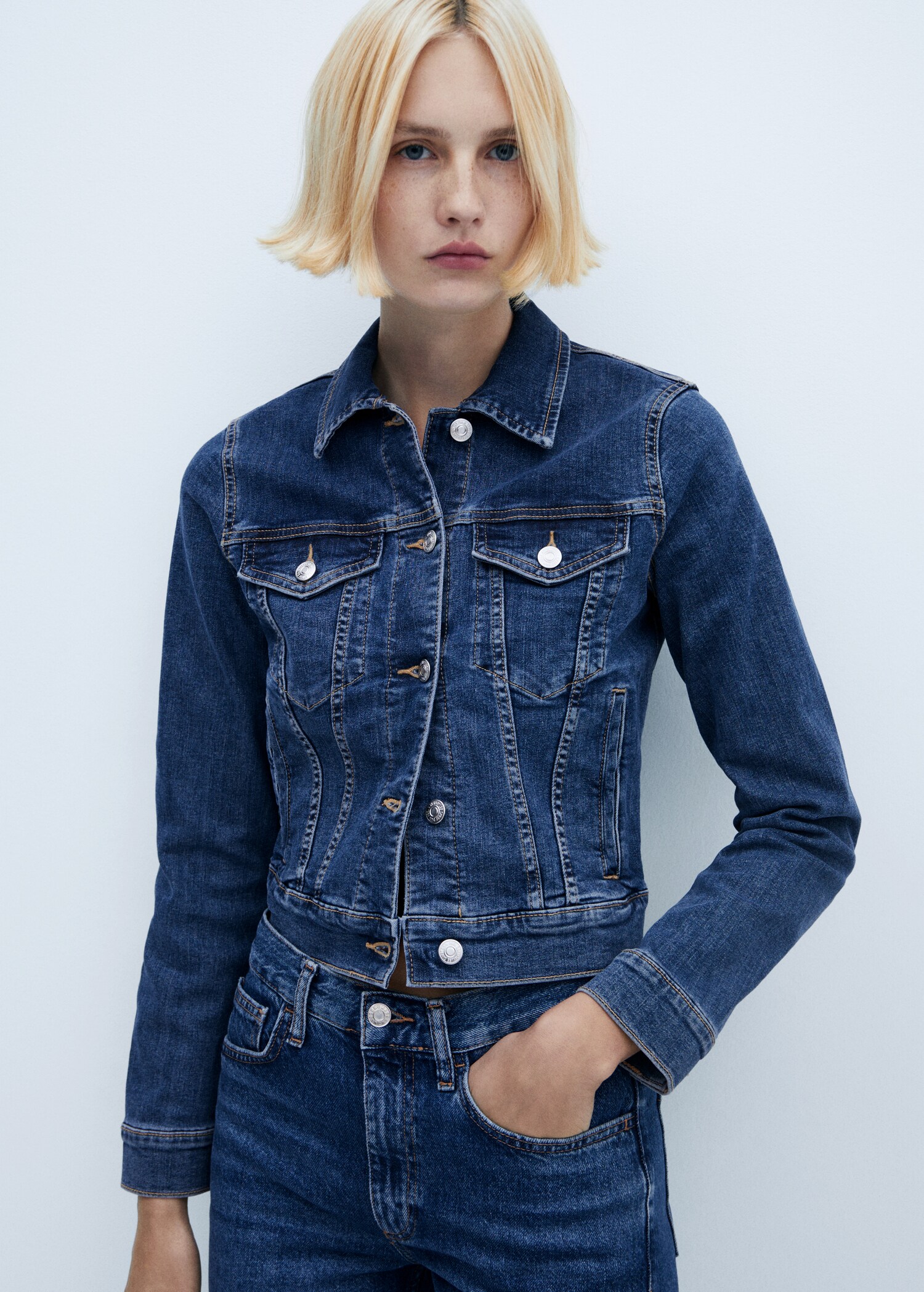 Pocketed denim jacket - Medium plane