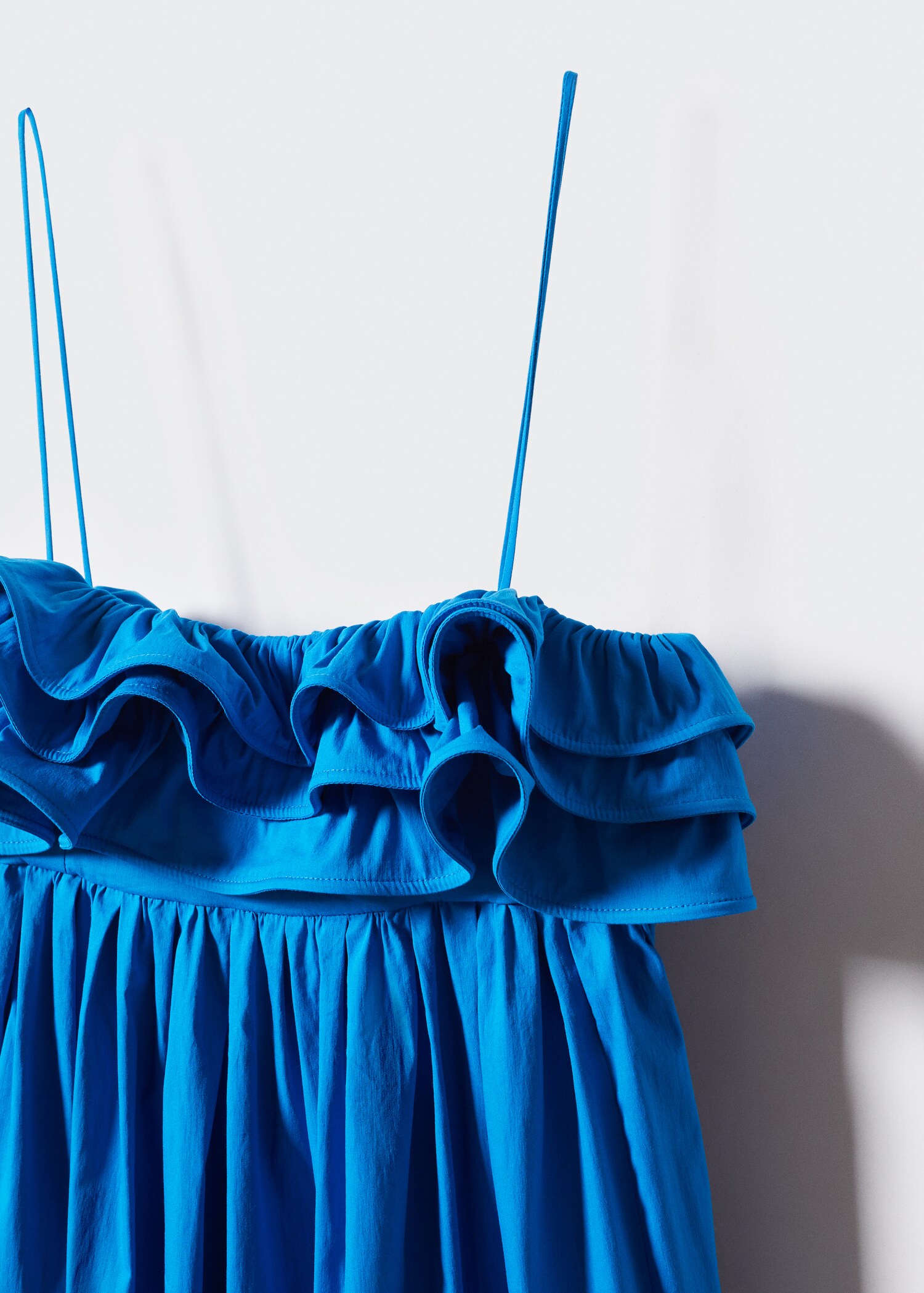 Long dress with ruffles - Details of the article 8