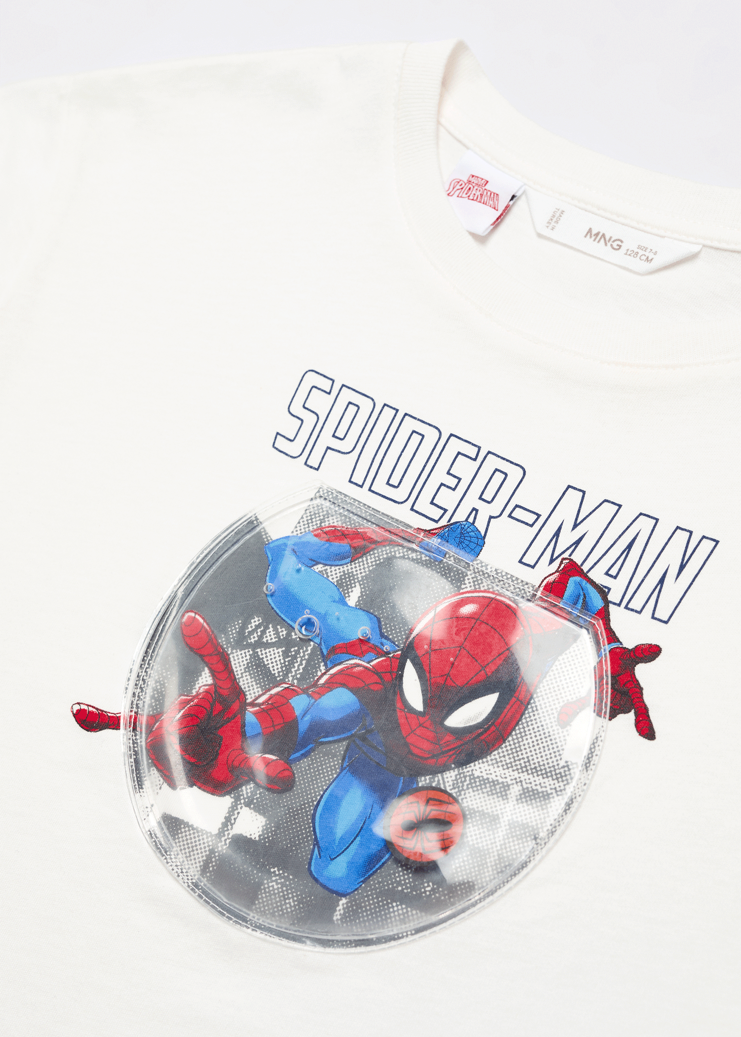 Interactive Avengers T-shirt - Details of the article 6