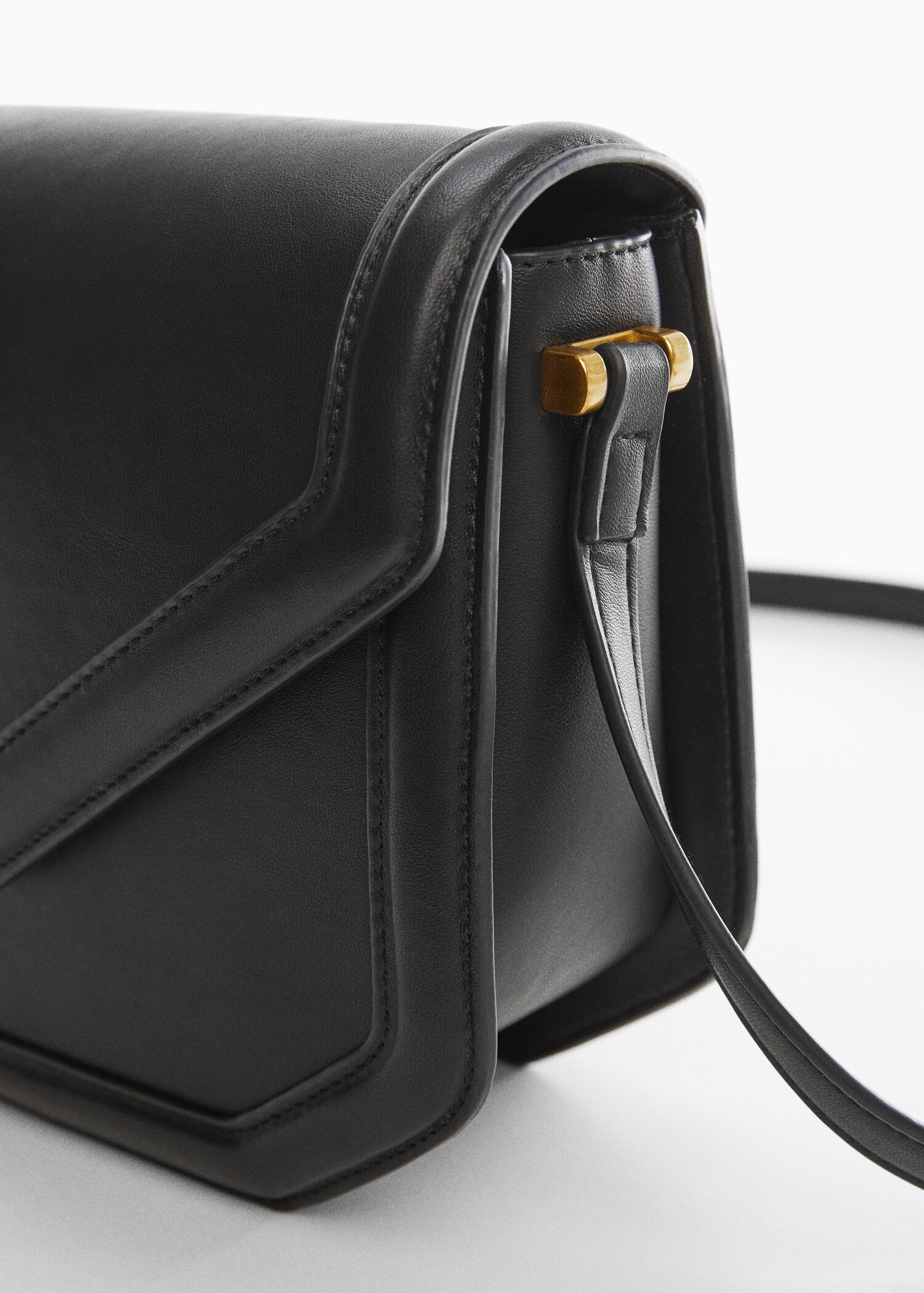 Bolso geométrico solapa - Detalle del artículo 1