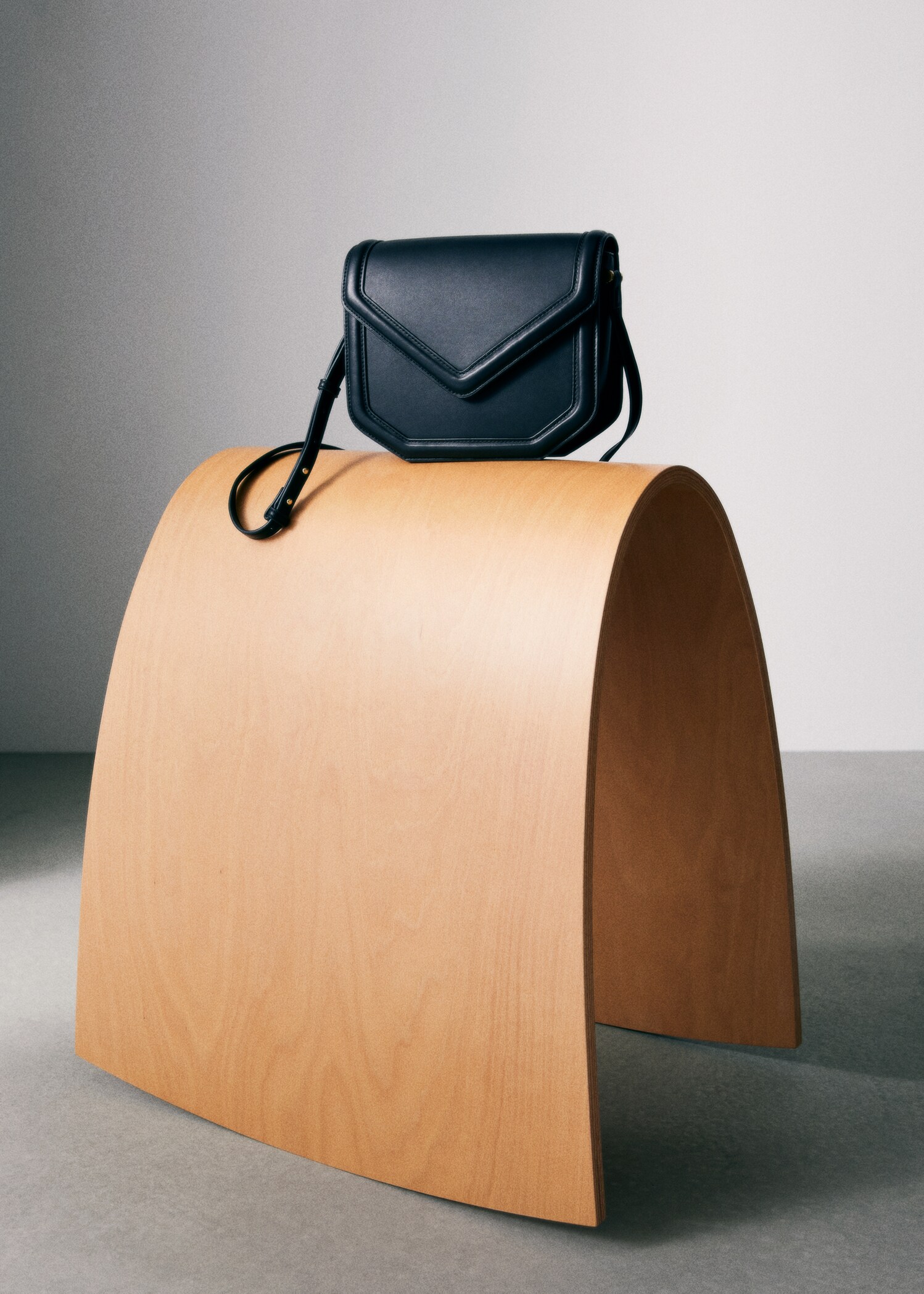 Bolso geométrico solapa - Detalle del artículo 9