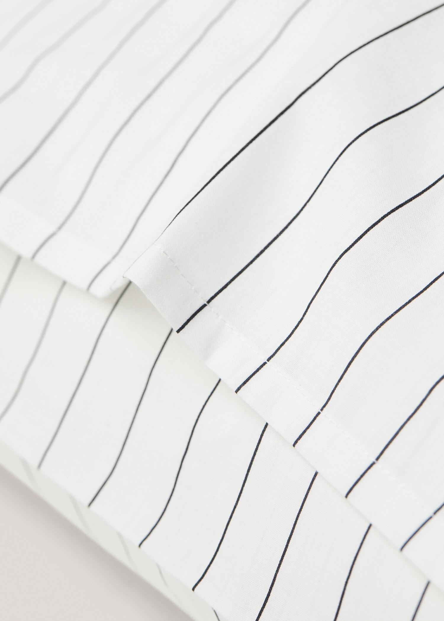 Gestreepte kussensloop 60x60 cm (set van 2 stuks) - Detail van het artikel 1