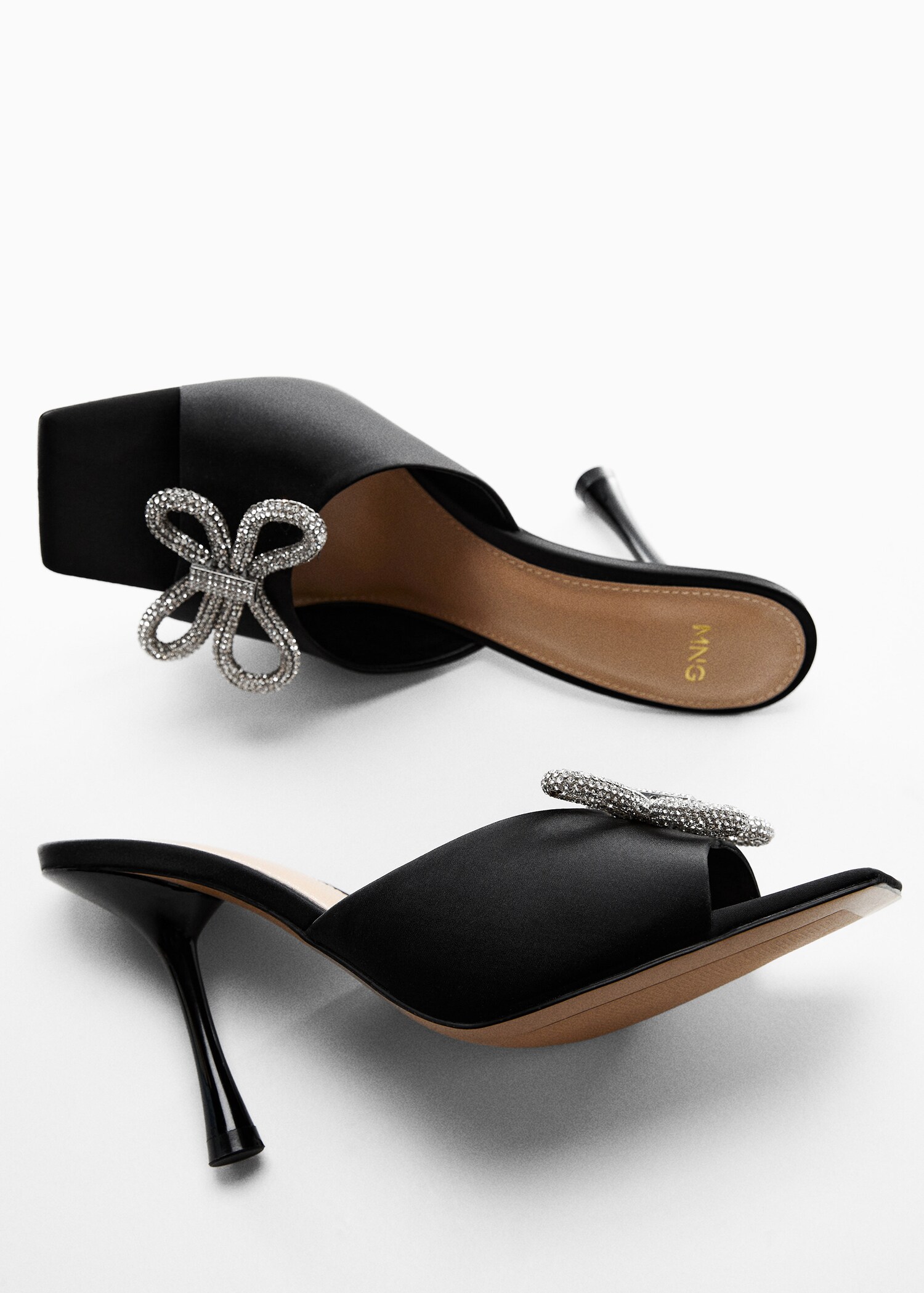 Heeled sandals with rhinestone detail - Details of the article 5