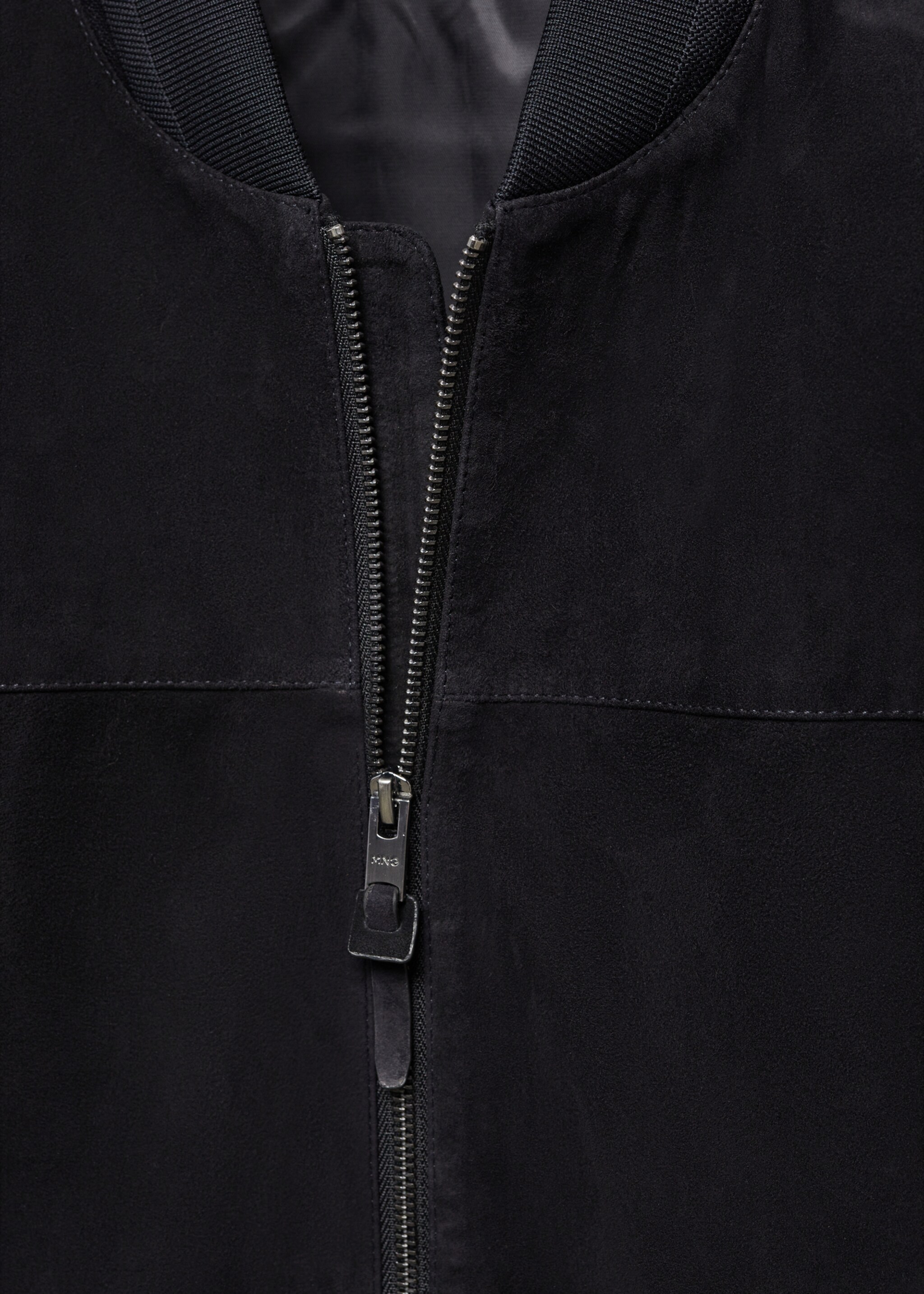 Leather bomber jacket - Details of the article 8, Indigo Blue. Ref: 57032505-00.