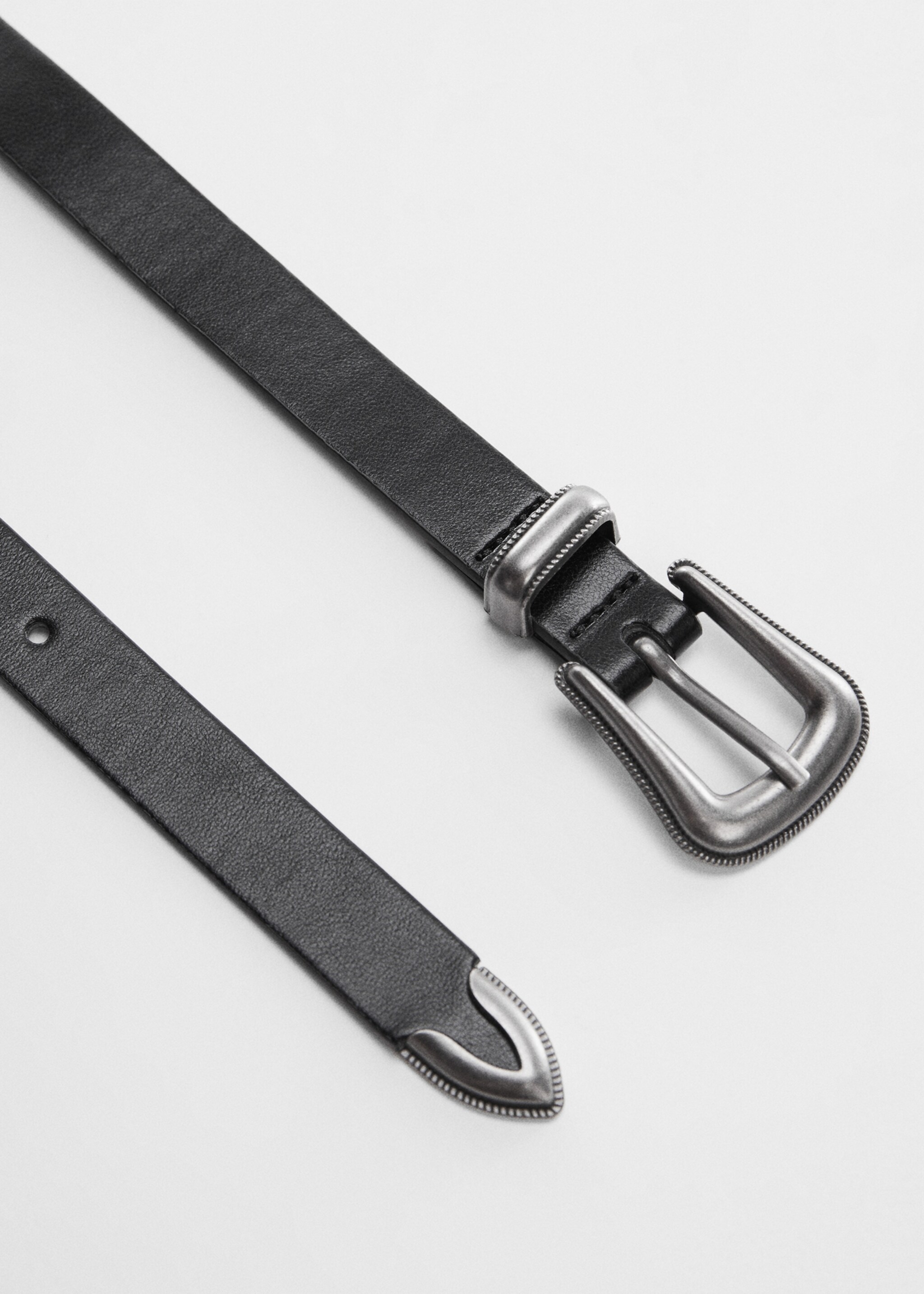 Metal buckle belt - Medium plane, Black. Ref: 57032897-00.