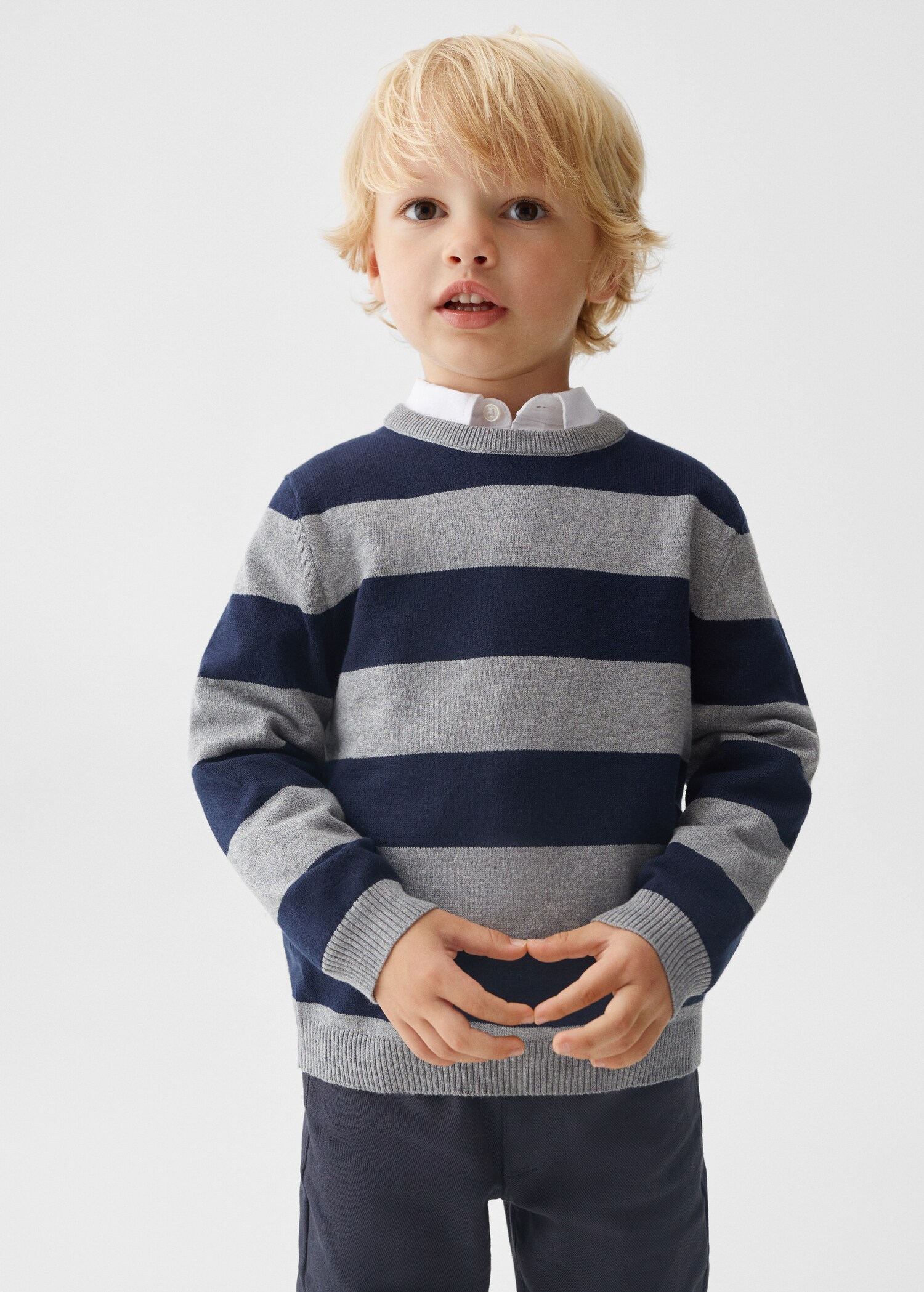 Knit striped sweater - Medium plane