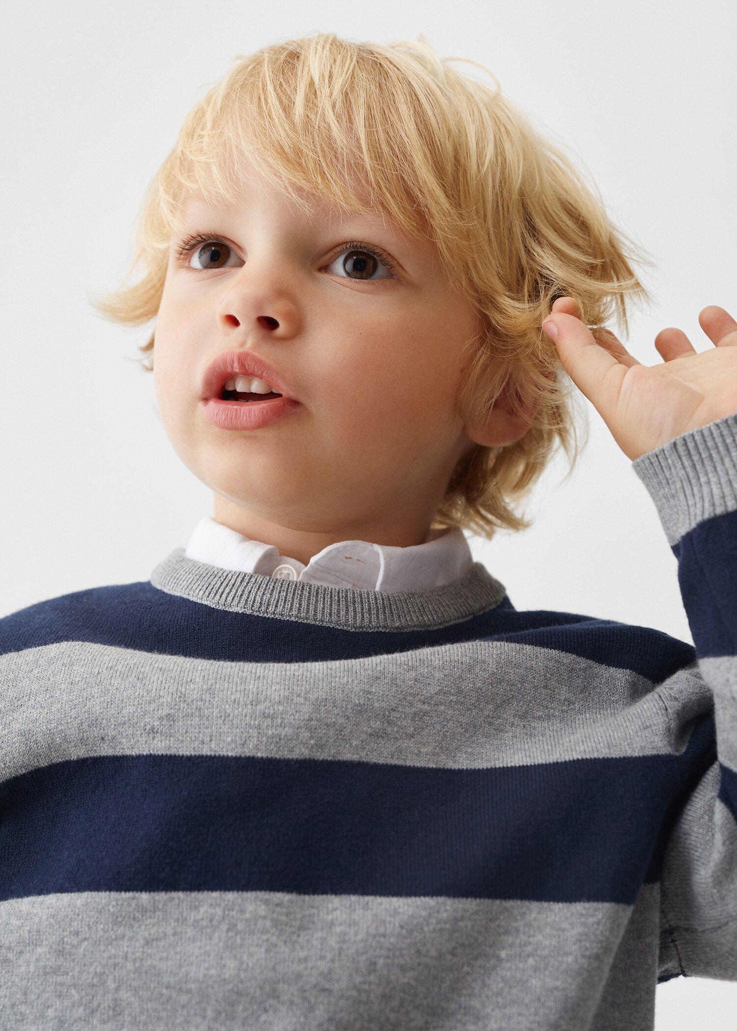 Knit striped sweater - Details of the article 1