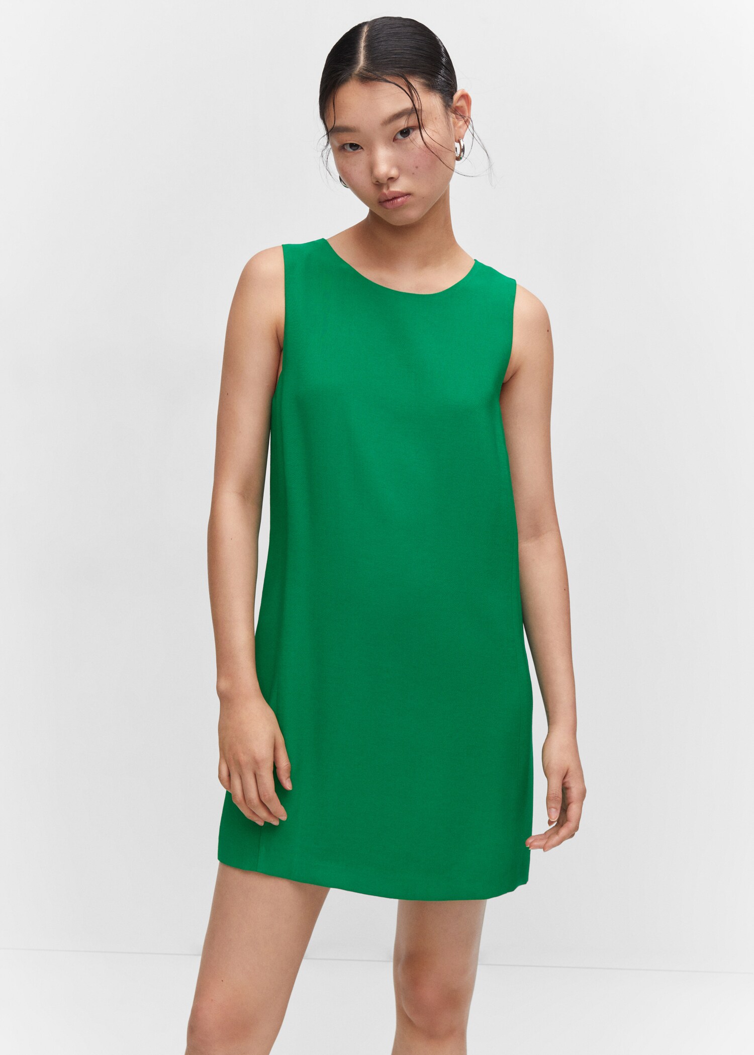 Short sleeveless dress - Medium plane