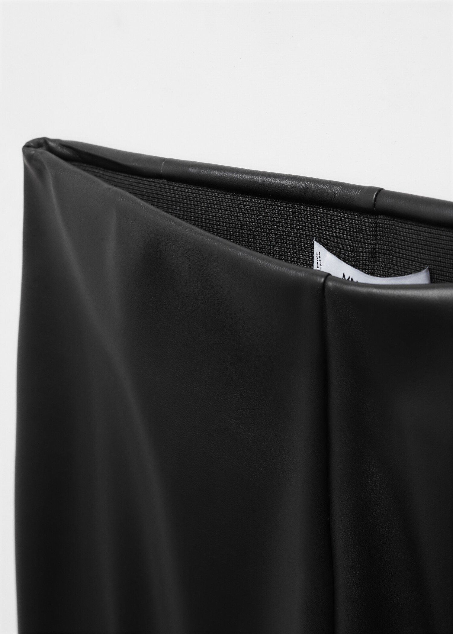 Leather-effect leggings - Details of the article 8