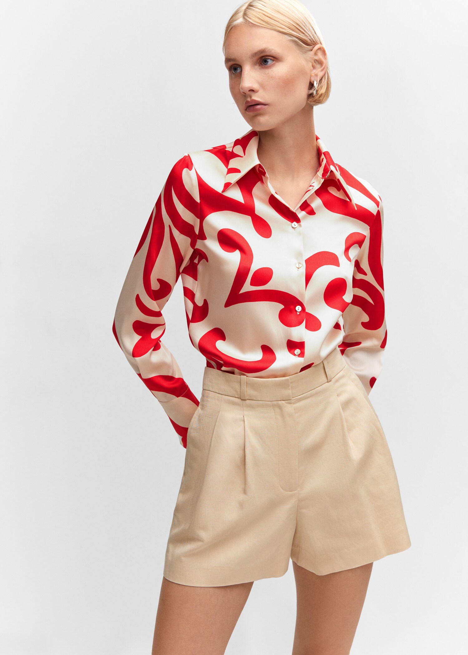 Chemise satinée imprimée - Plan moyen