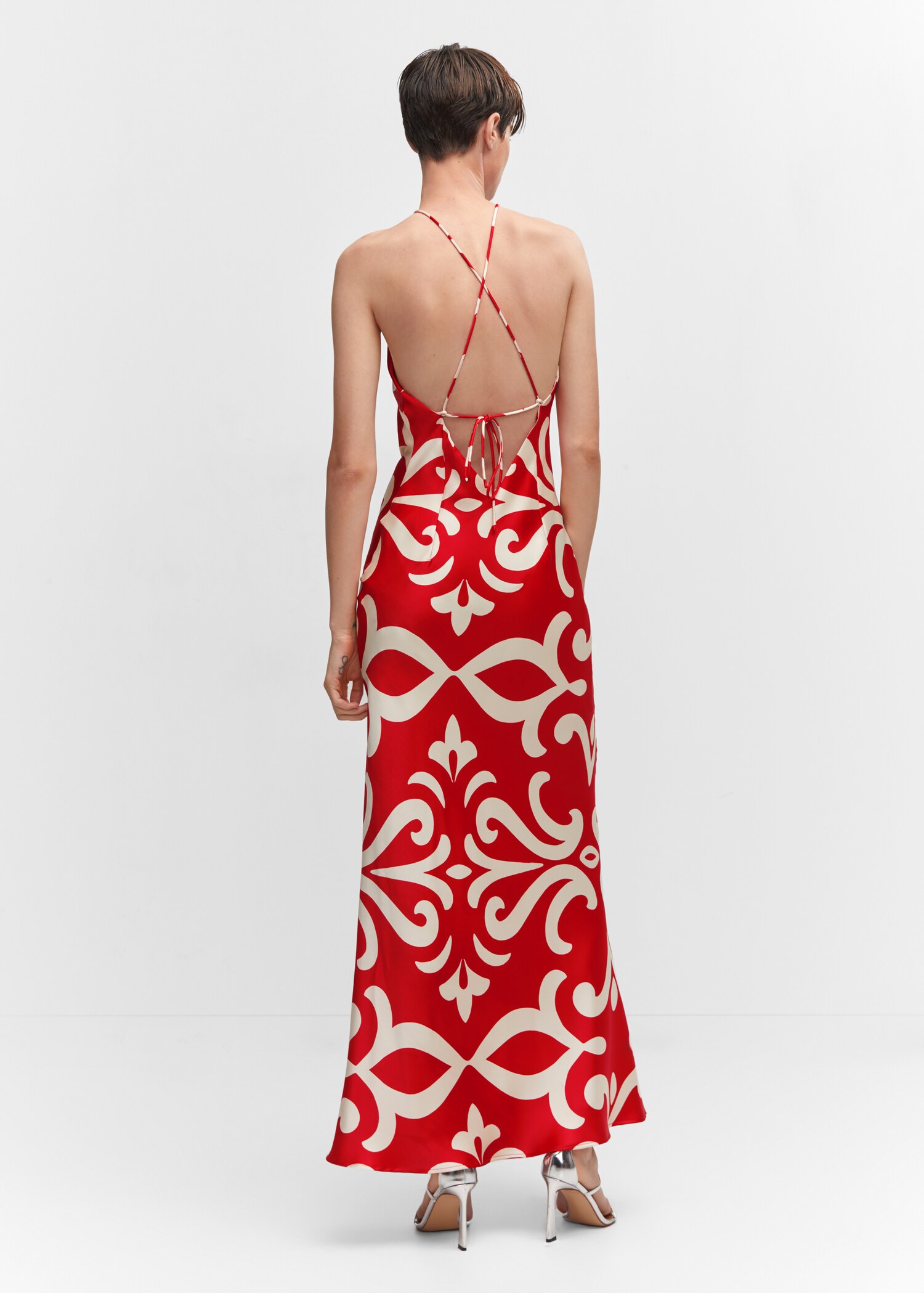 Halter dress with flower detail - Reverse of the article
