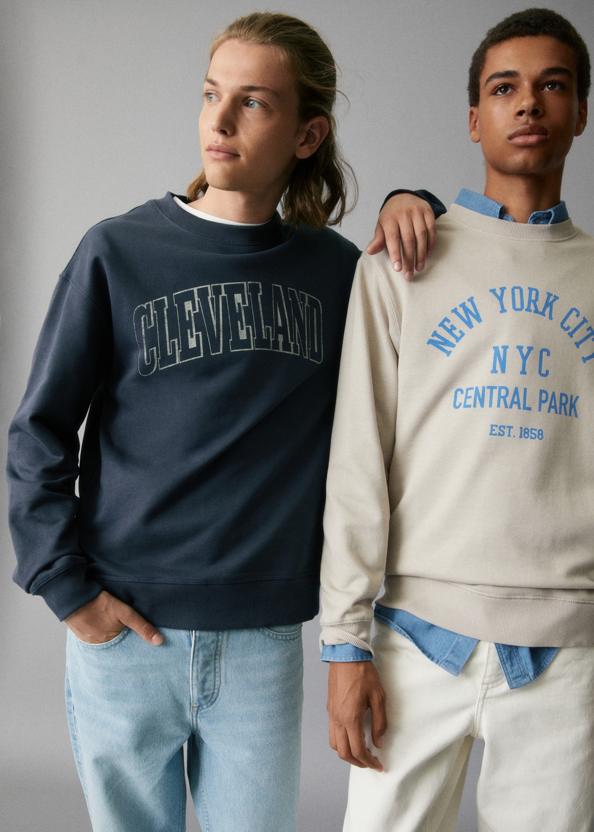 Cotton-blend message sweatshirt - Details of the article 5