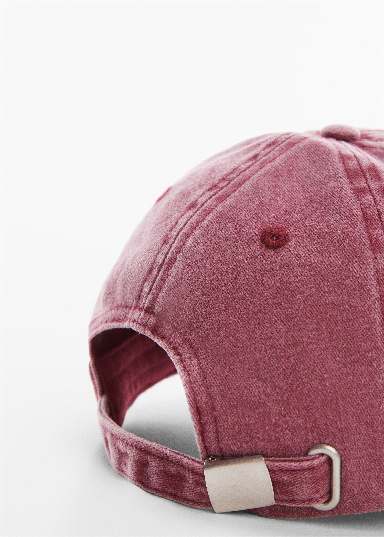 Cap with sheepskin detail - Details of the article 1