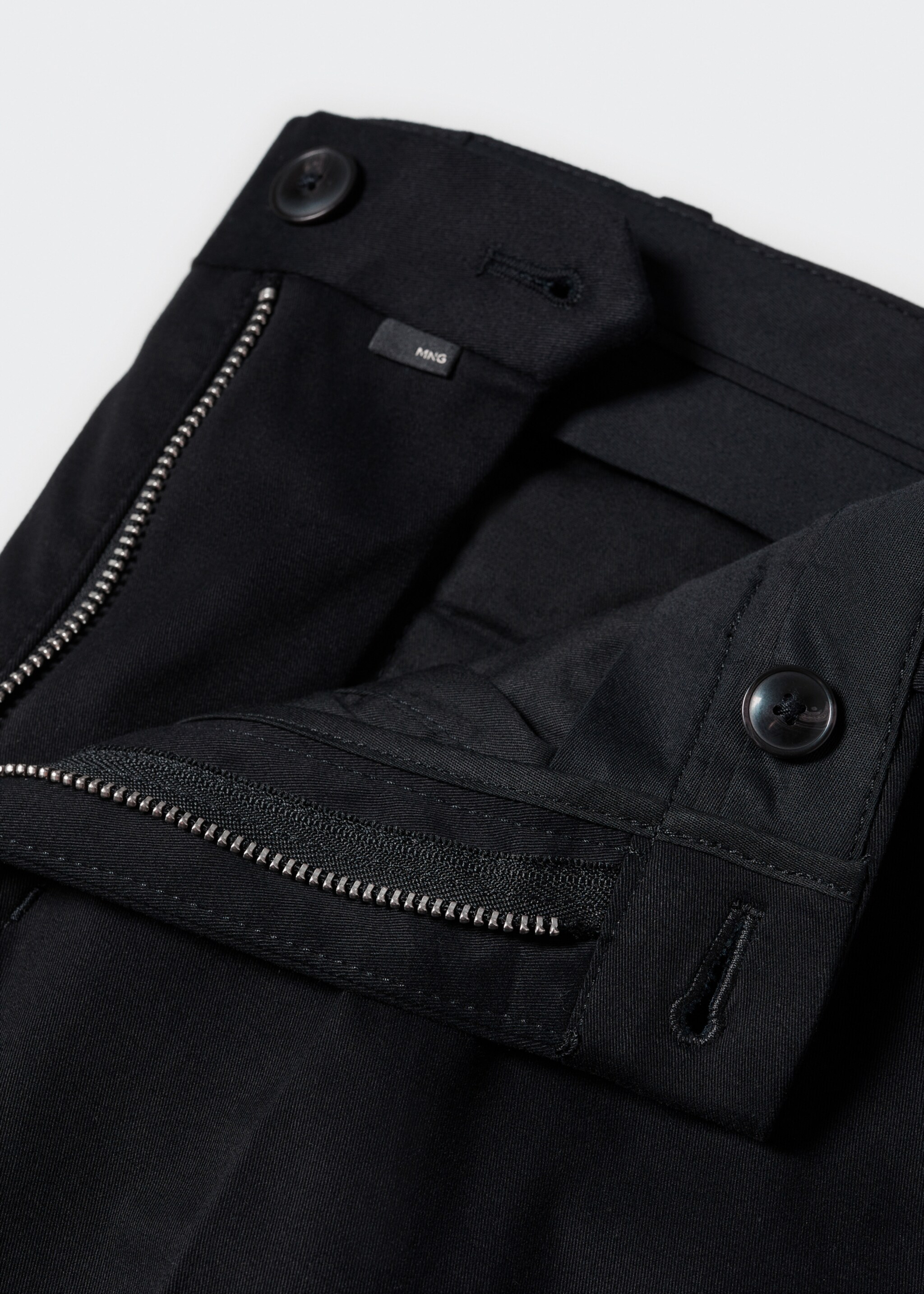 Slim-fit pleated cotton chinos - Details of the article 8, Black. Ref: 57034392-00.
