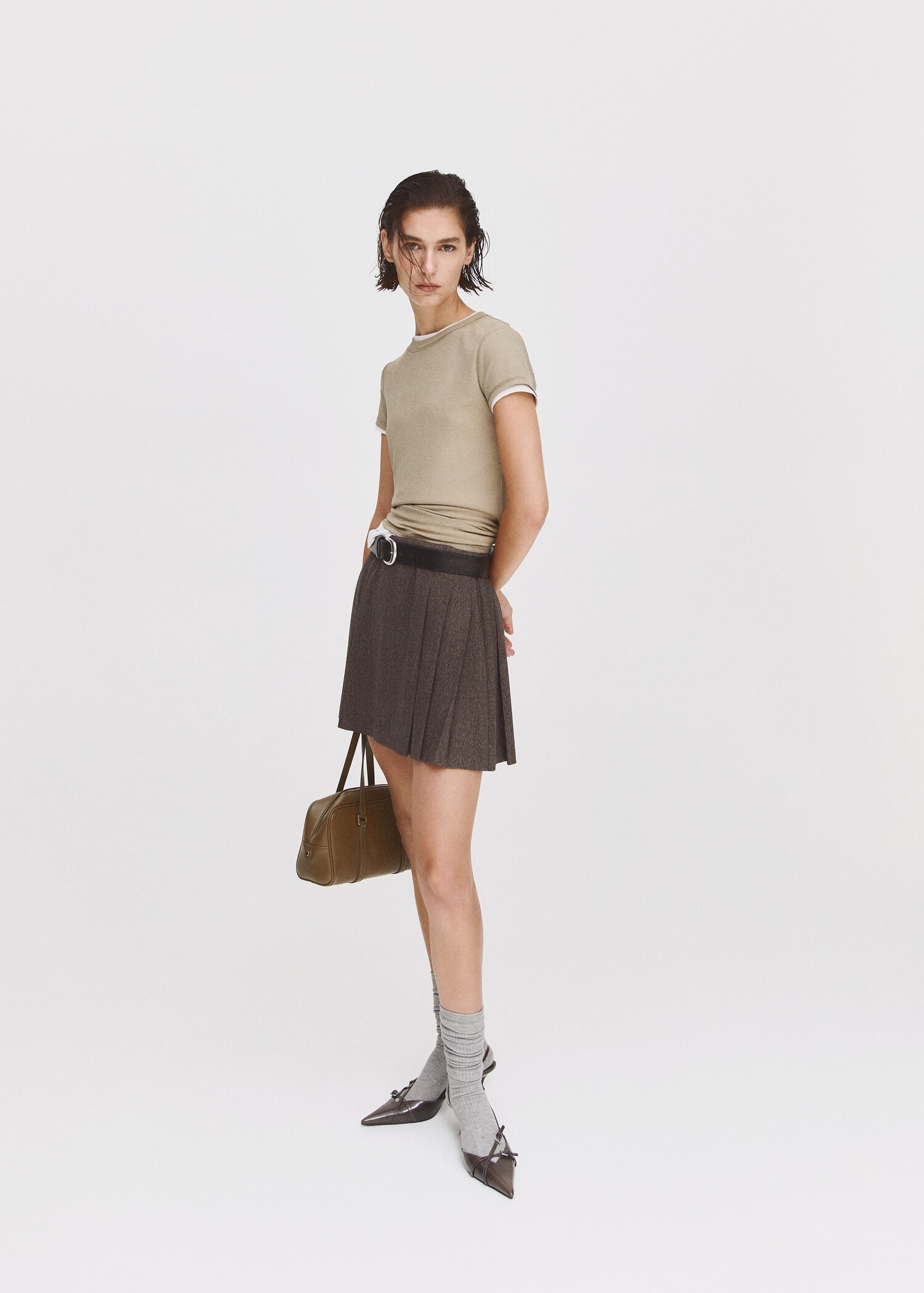 Pleated mini-skirt - Details of the article 7