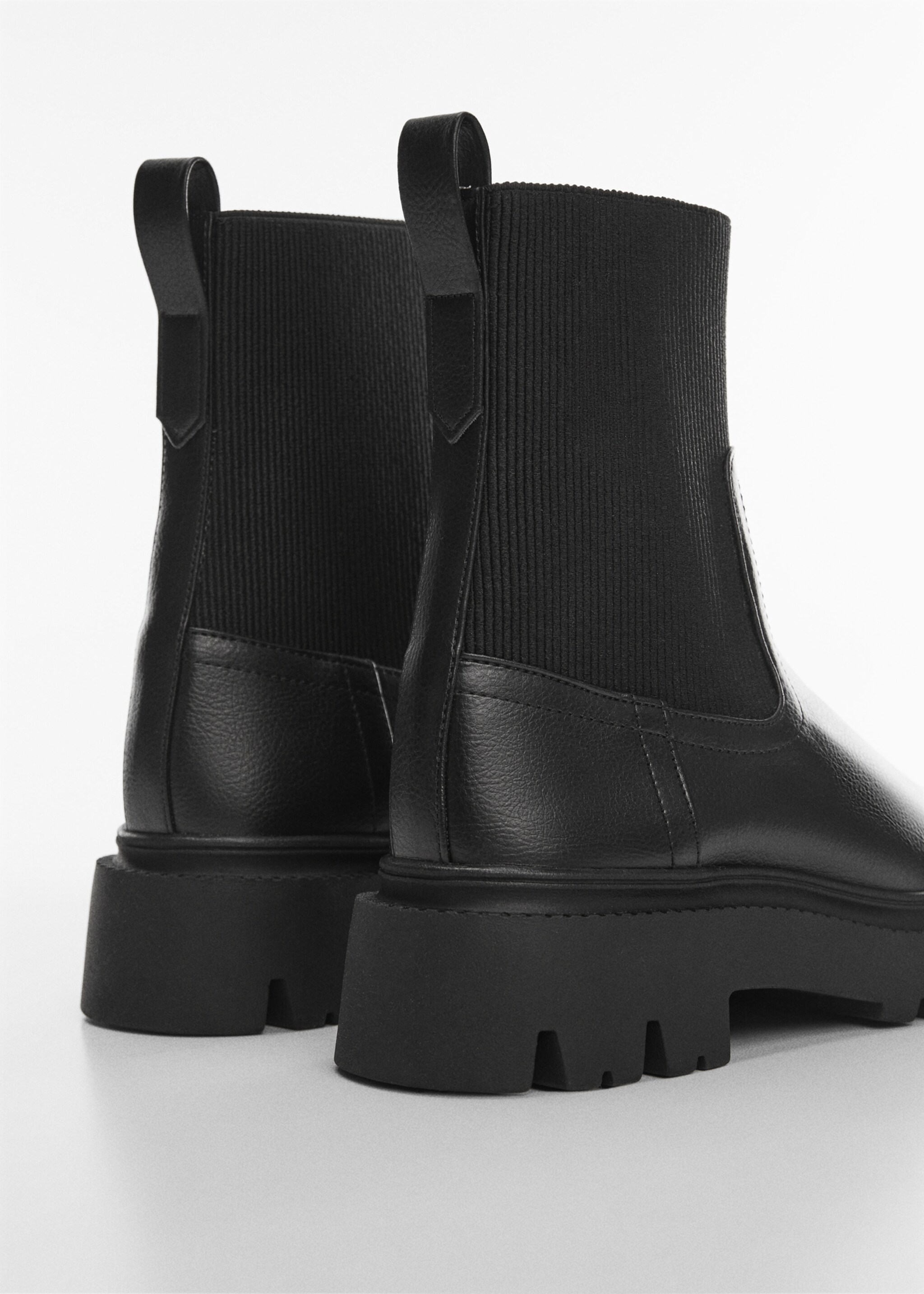 Platform track-sole ankle boots - Details of the article 1, Black. Ref: 57034428-00.