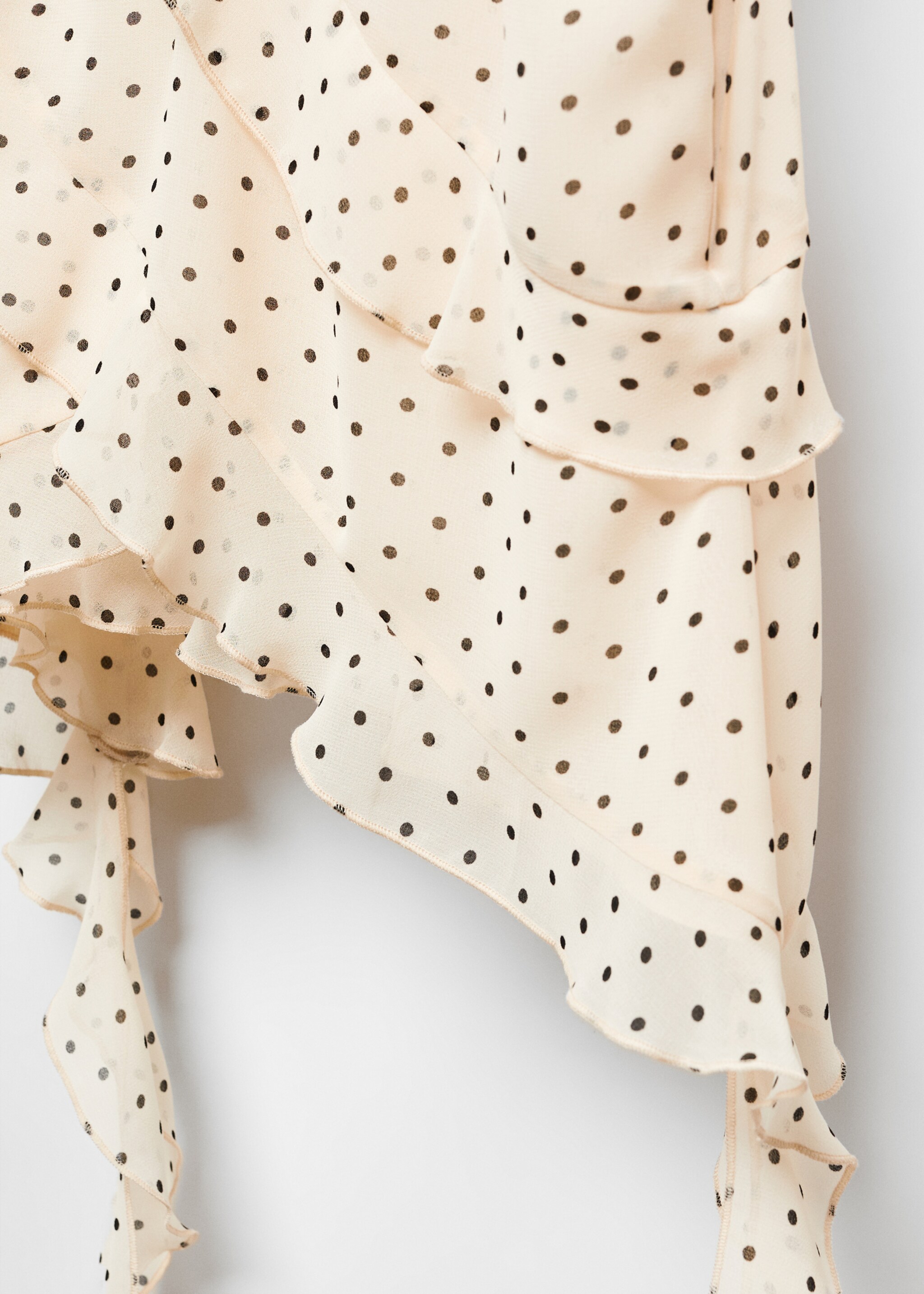 Chiffon ruffle top - Details of the article 8, Ecru. Ref: 57034431-00.