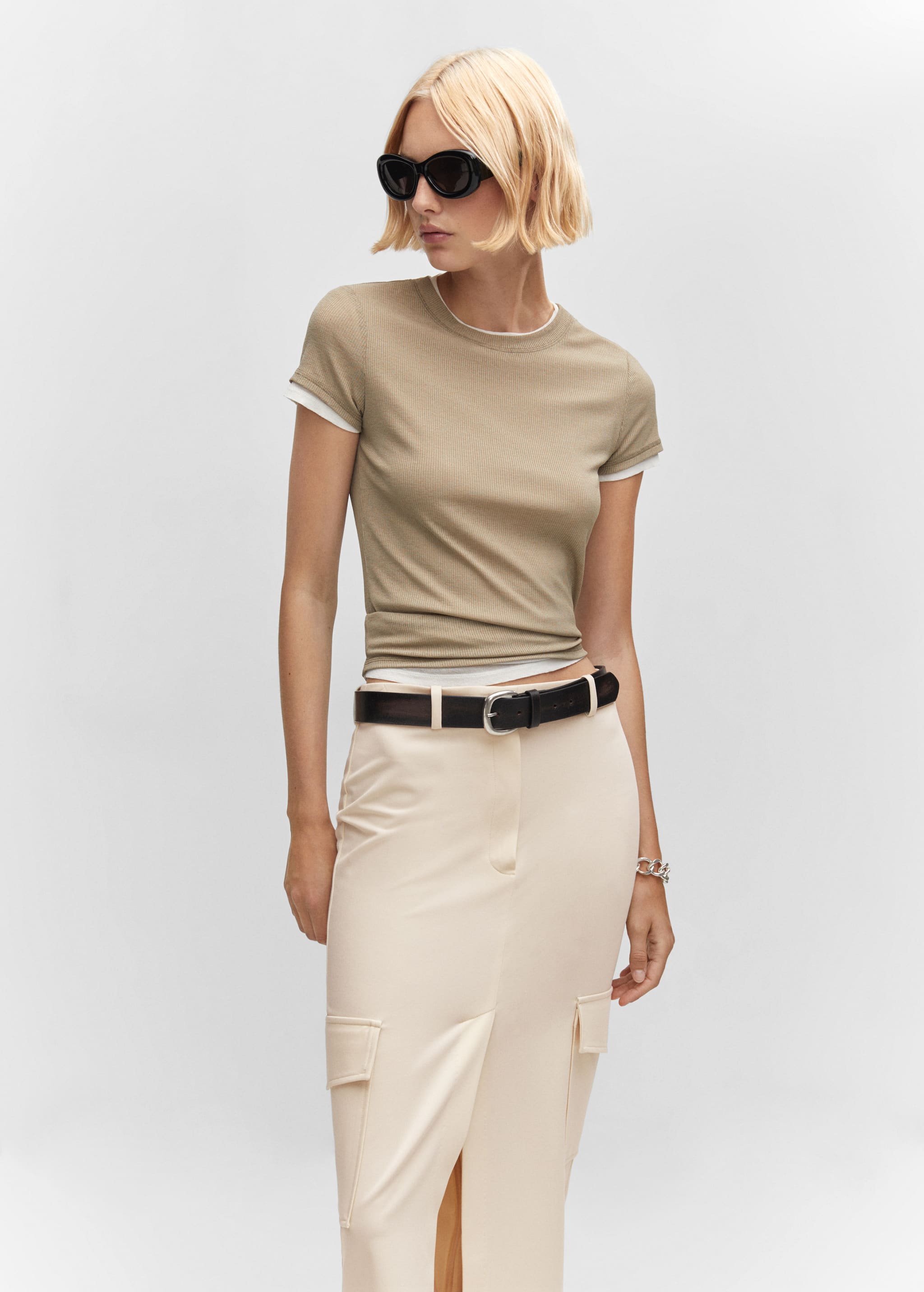 Cargo skirt with slit - Details of the article 1