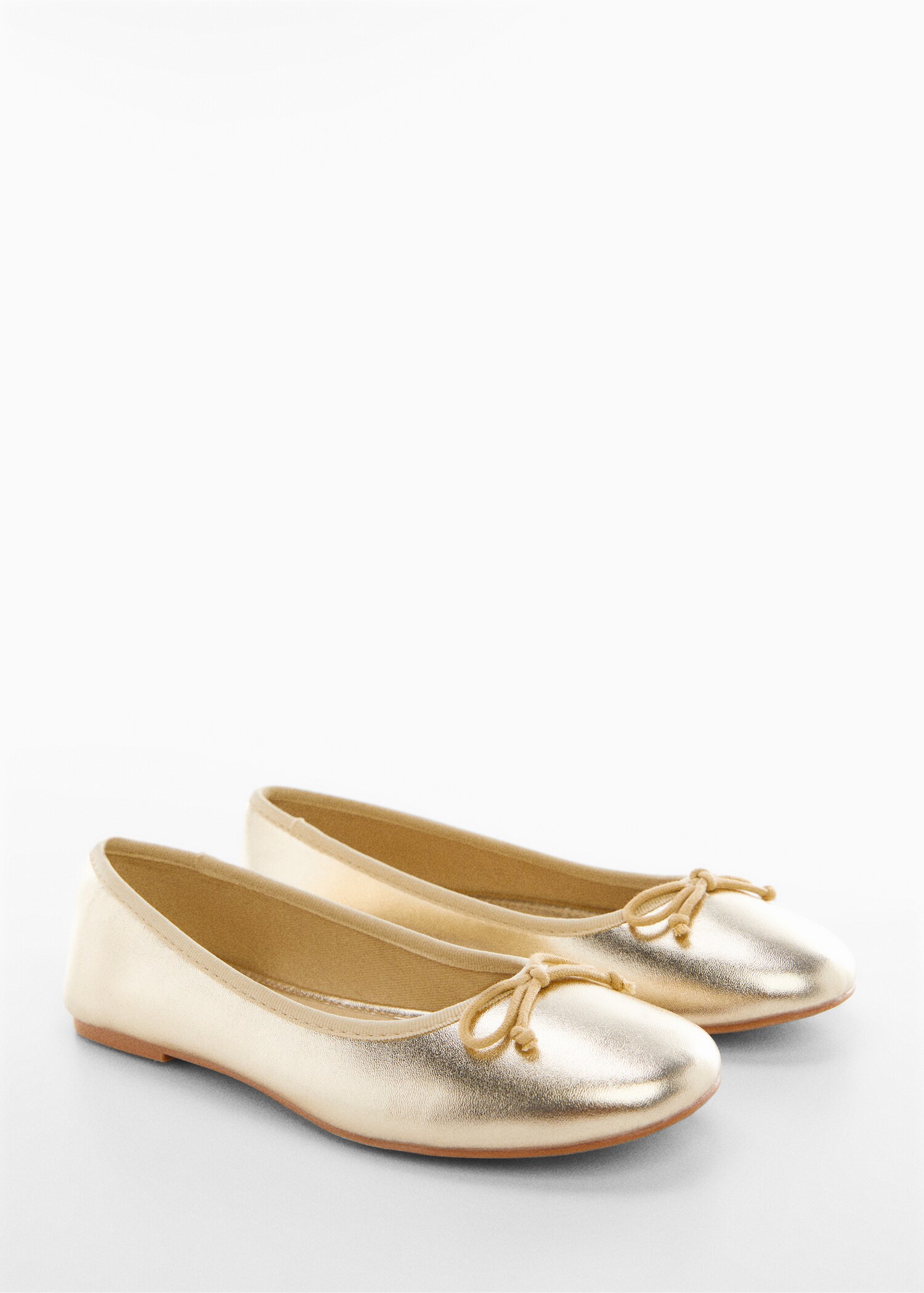 Ballerina mit Schleife - Mittlere Ansicht