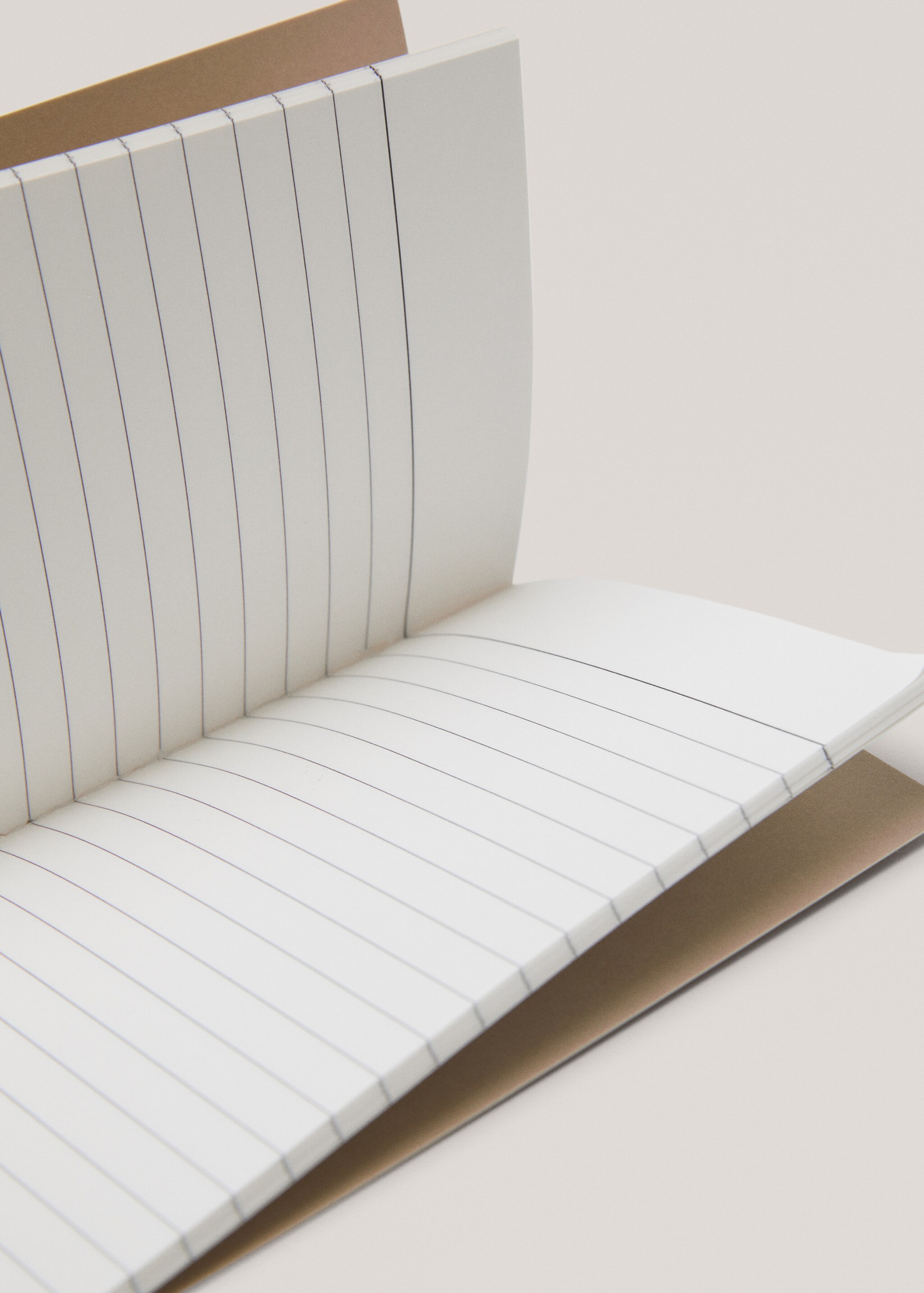 Lined notebook 21x15cm - Details of the article 2