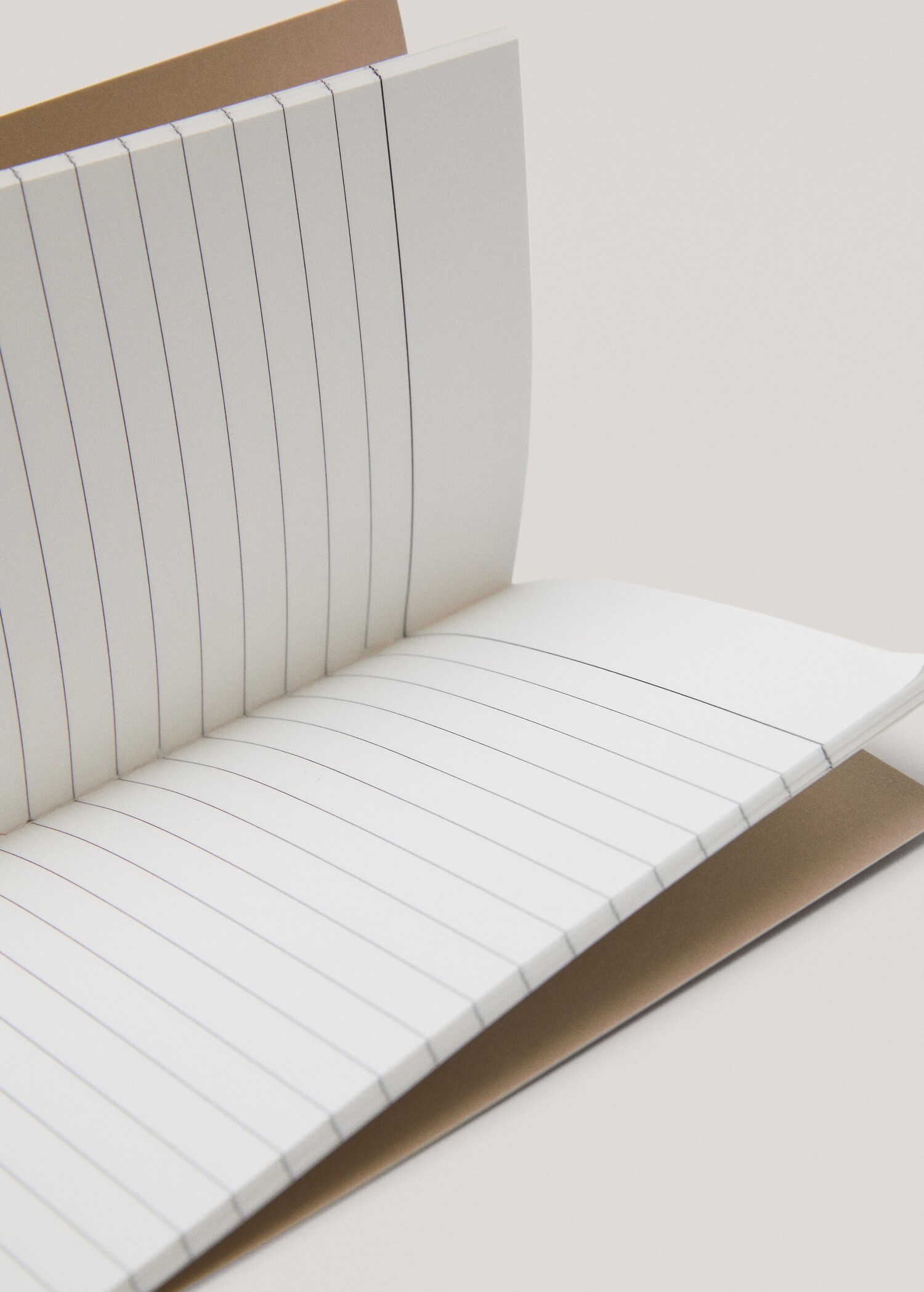 Lined notebook 21x15cm - Details of the article 2