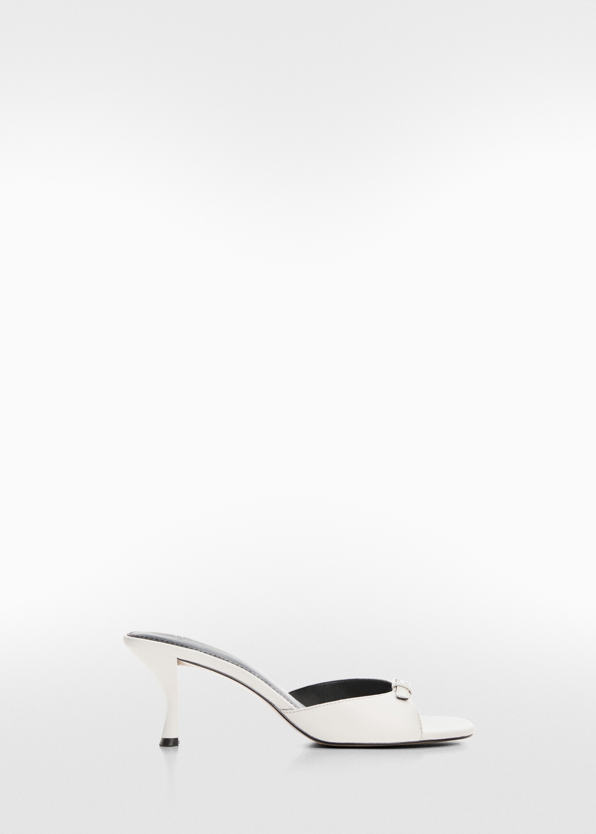 Buckle leather sandals - Article without model, White. Ref: 57035148-00.