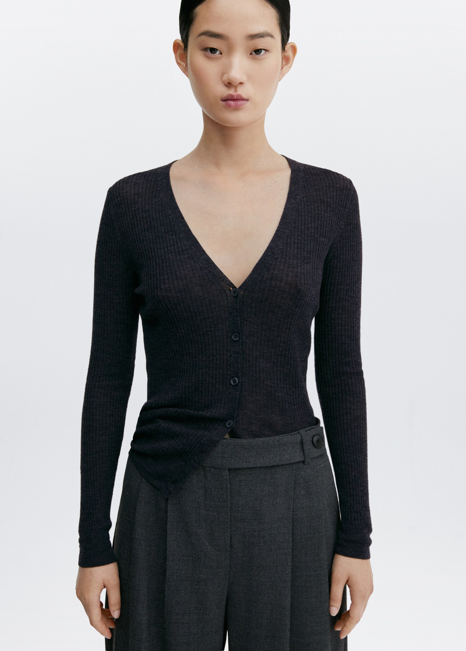 Cardigan laine boutons - Plan moyen