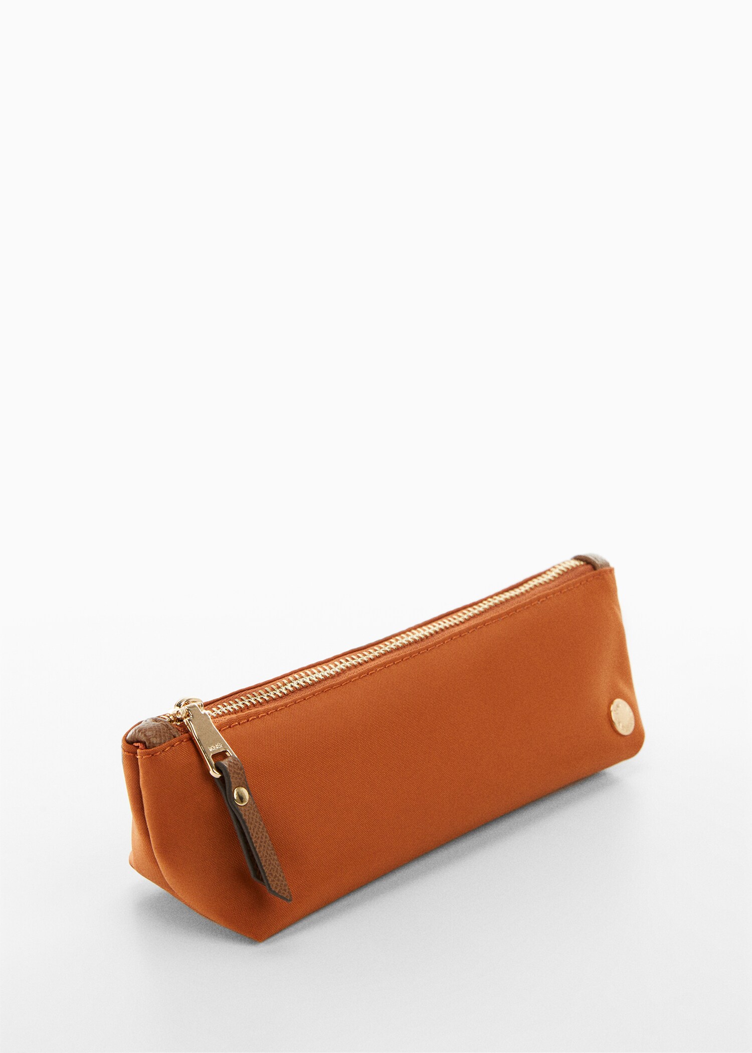 Etui mit Pin - Mittlere Ansicht