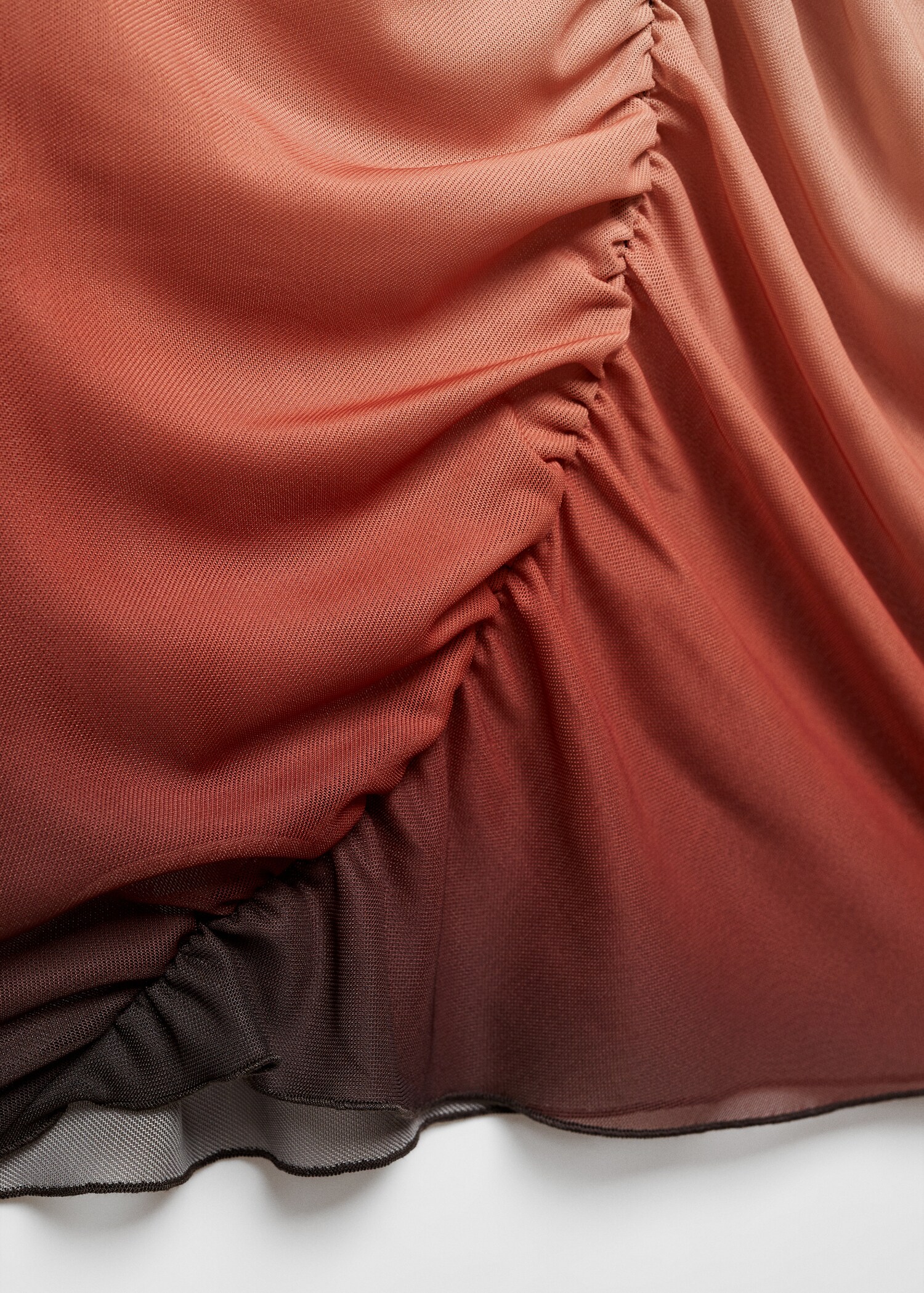 Camiseta degradada detalle fruncido - Detalle del artículo 8