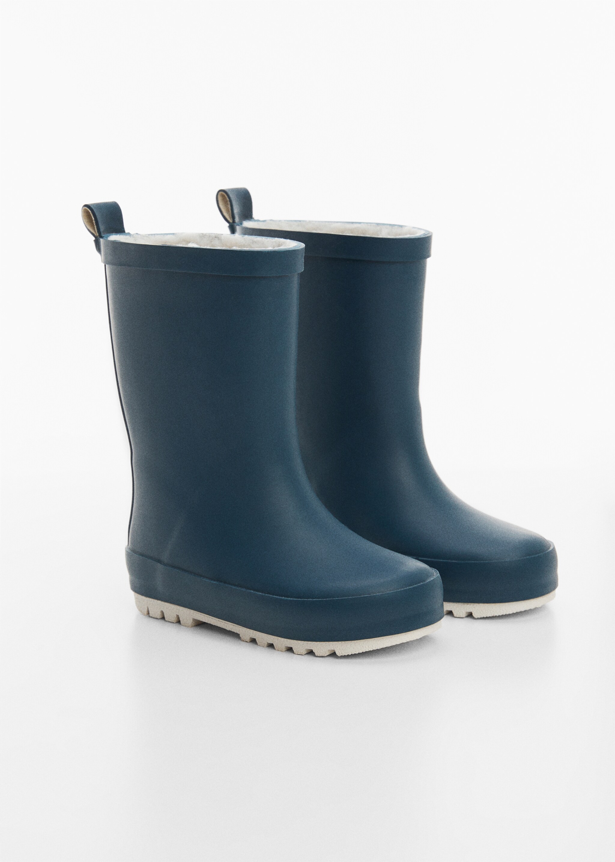 Buty gumowe - Plan średni