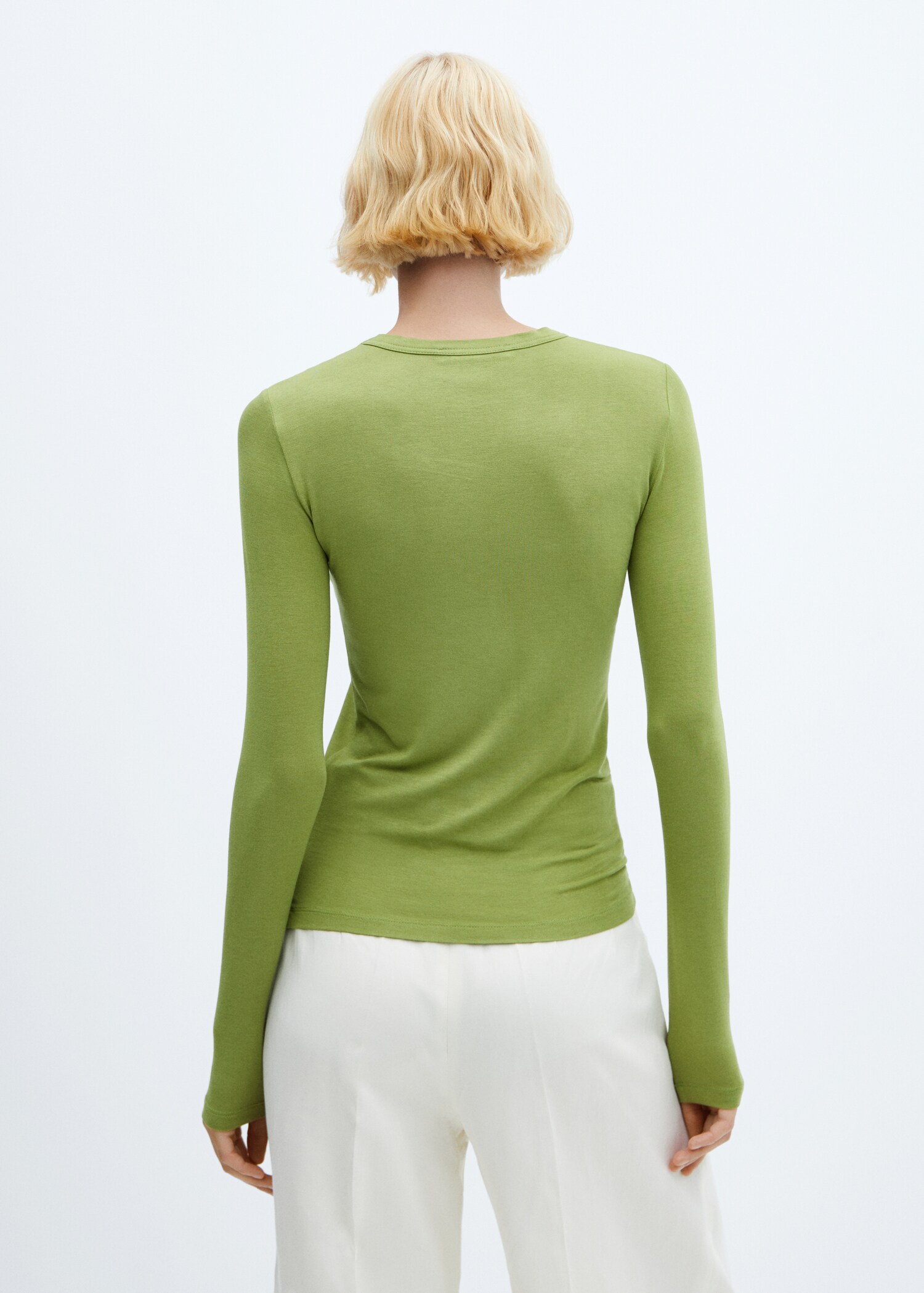 Round-neck long-sleeved t-shirt - Reverse of the article