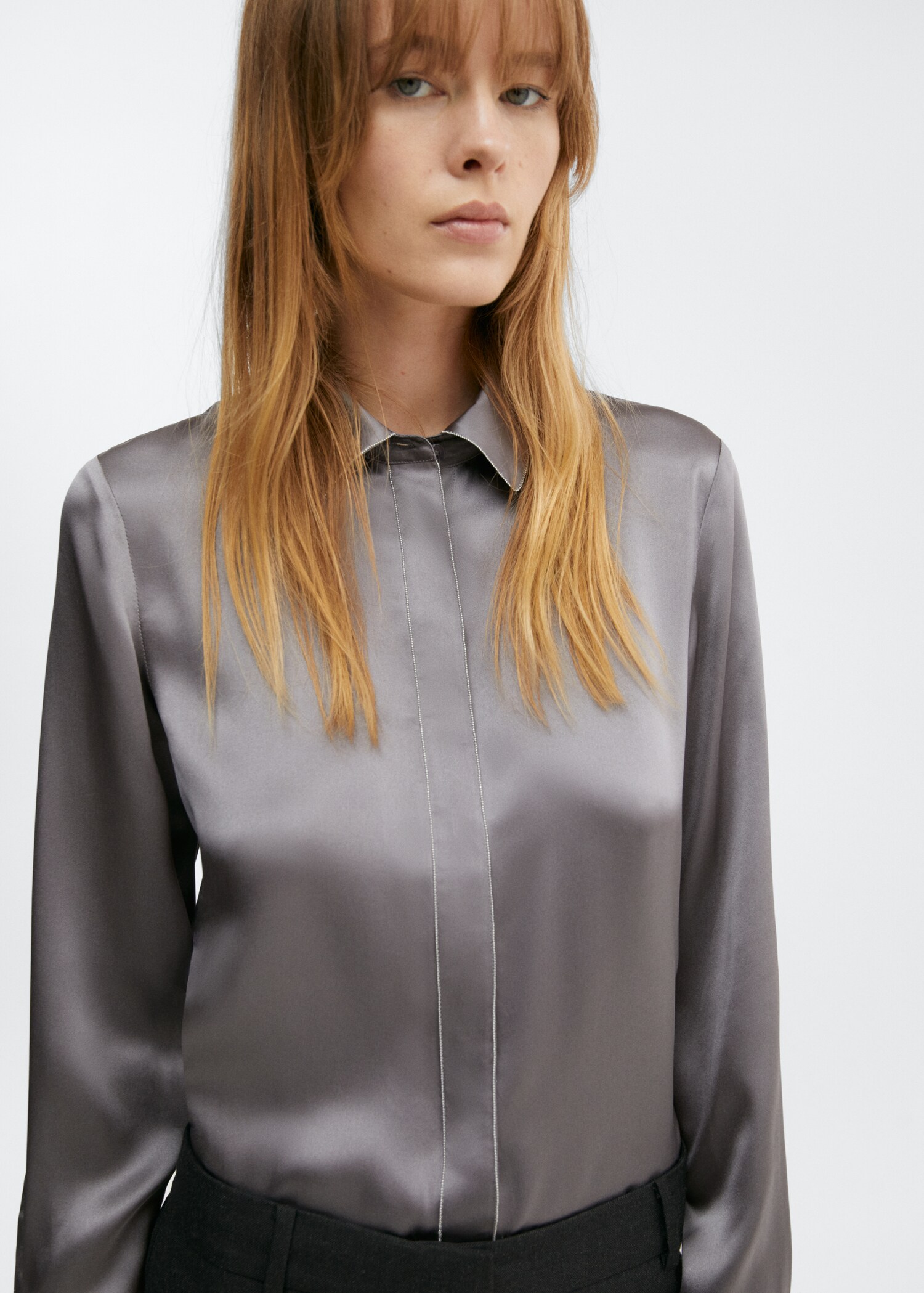 Chemise soie liserés - Plan moyen
