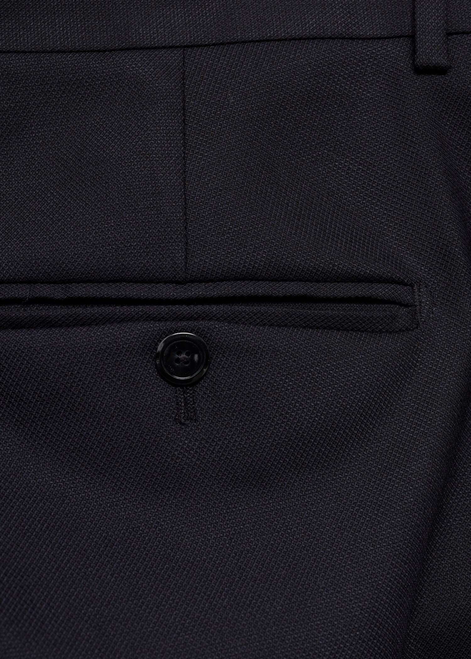 null - Details of the article 9