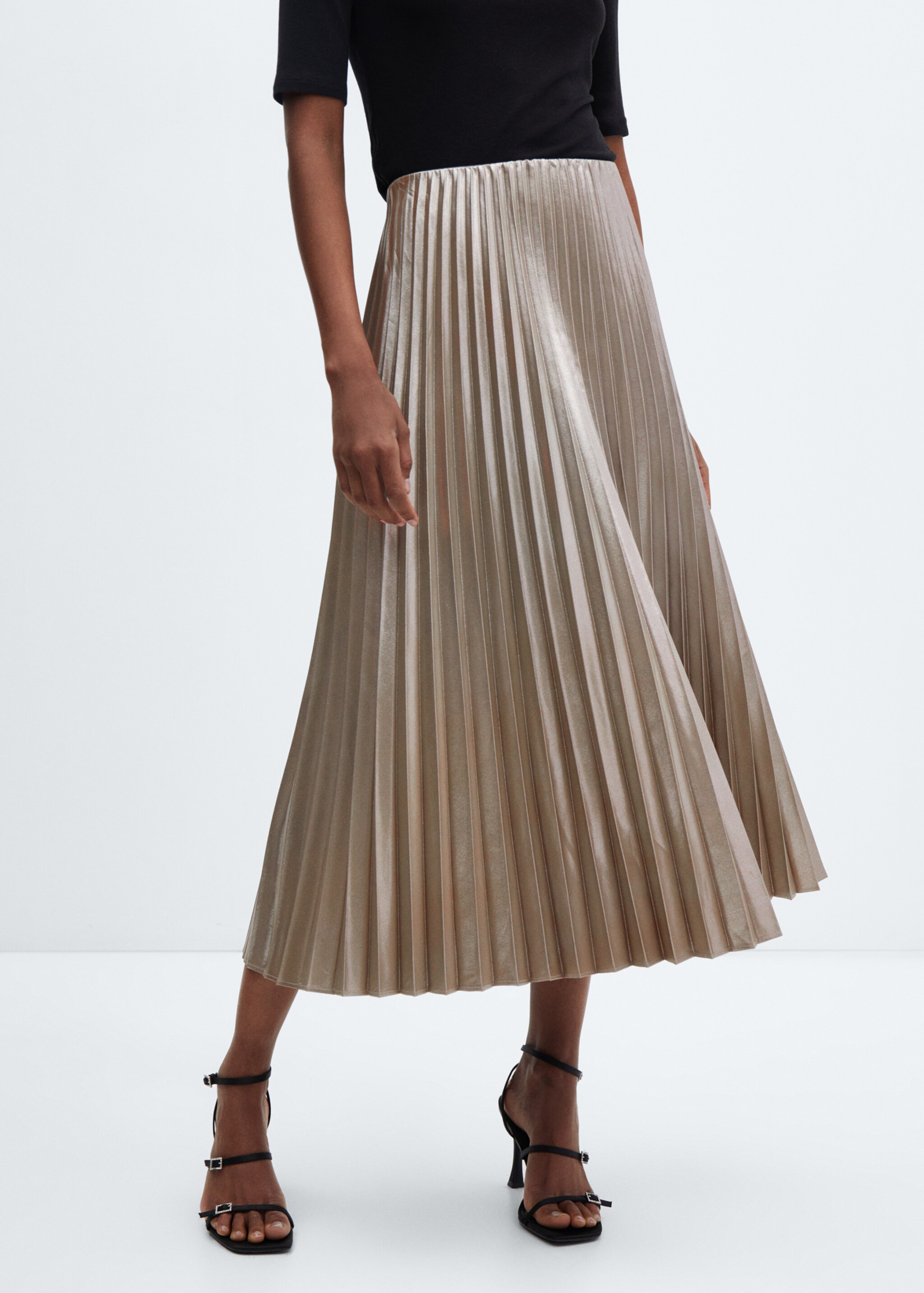 Metallic pleated skirt - Medium plane, Silver. Ref: 57036716-00.